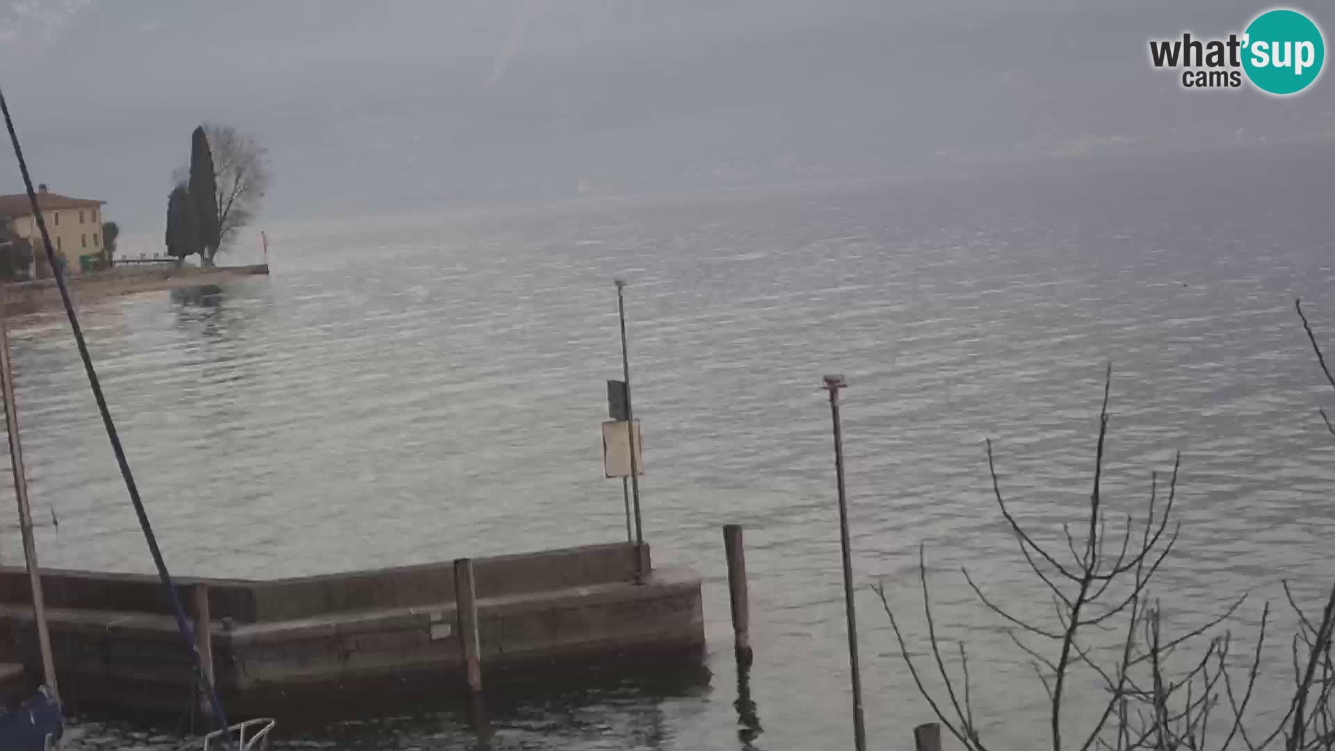 PRA’ DE LA FAM – Porto di Tignale – Windsurfer lac de Garde