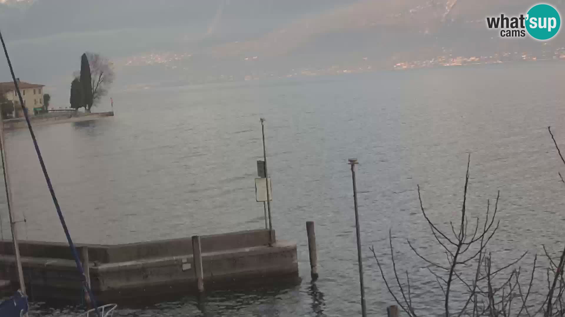 Webcam PRA’ DE LA FAM – Porto di Tignale – Windsurfer Garda Lake