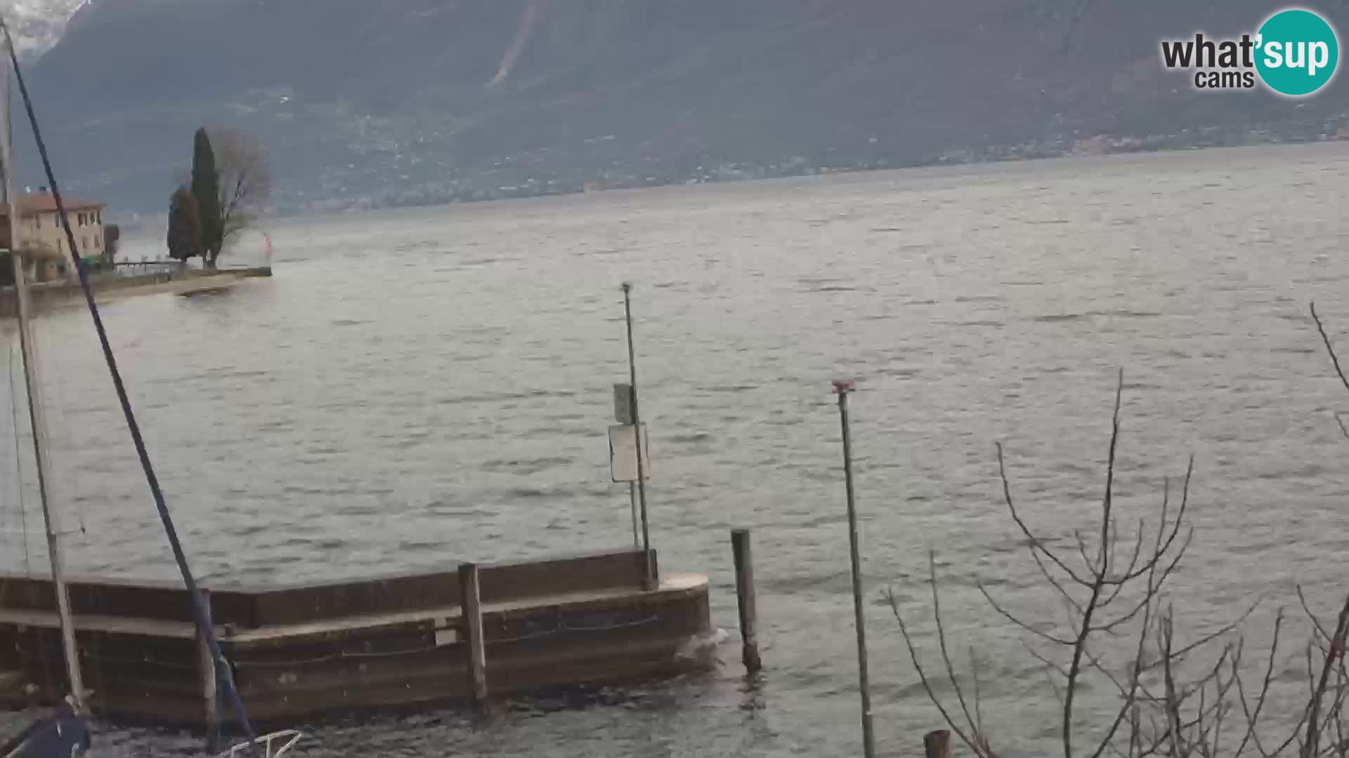 PRA’ DE LA FAM – Porto di Tignale – Windsurfer lac de Garde