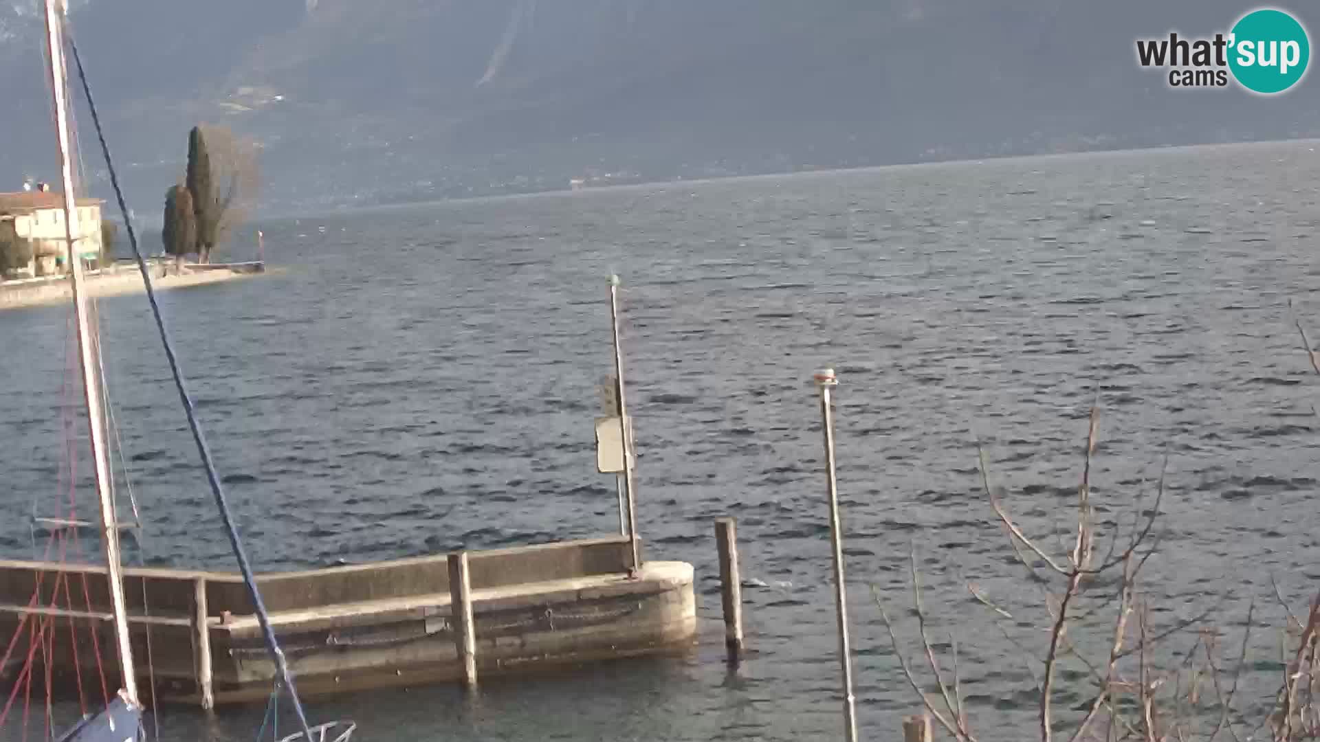 PRA’ DE LA FAM – Porto di Tignale – Windsurfer lago de Garda