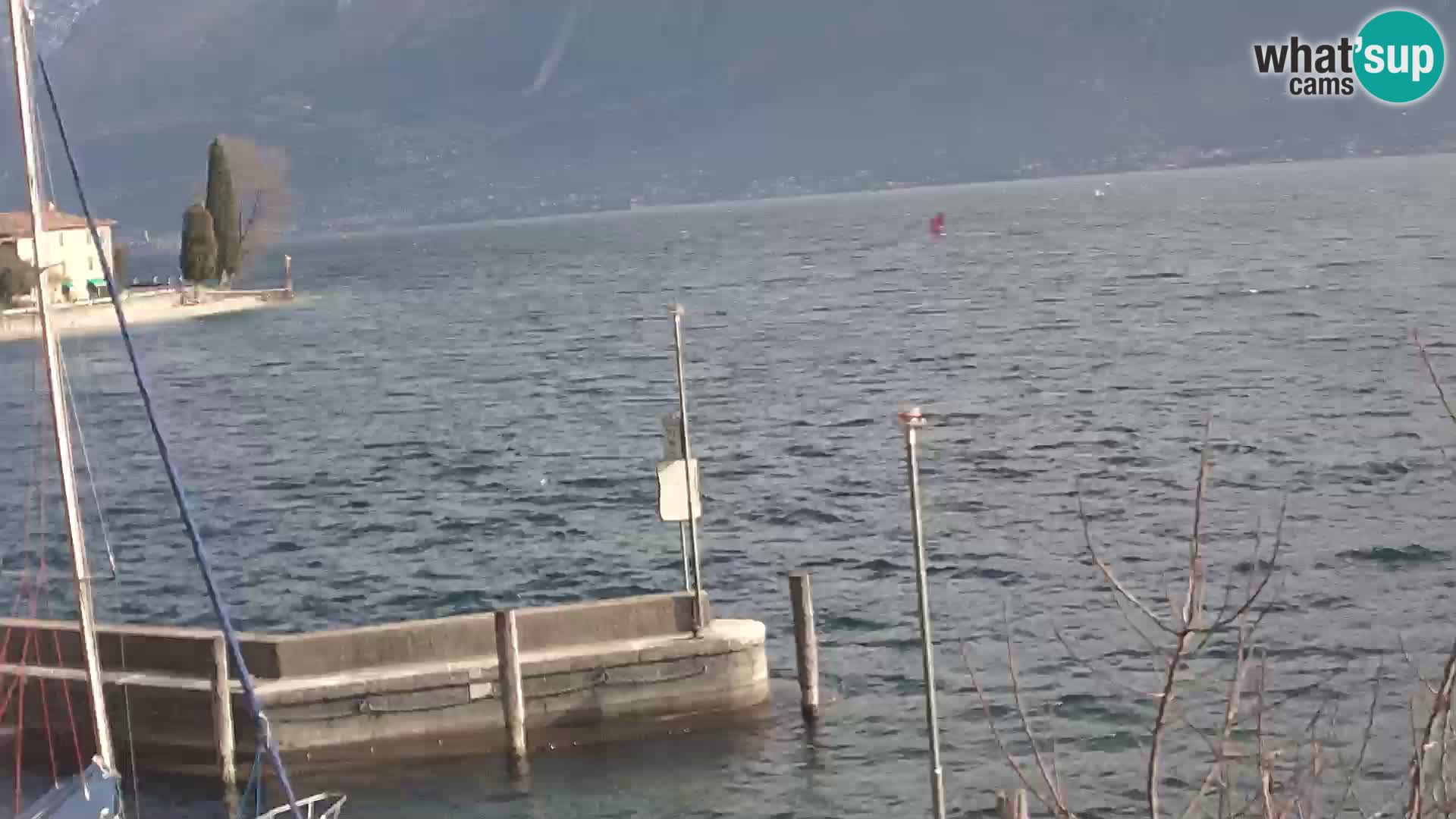 PRA’ DE LA FAM – Porto di Tignale – Windsurfer lago de Garda