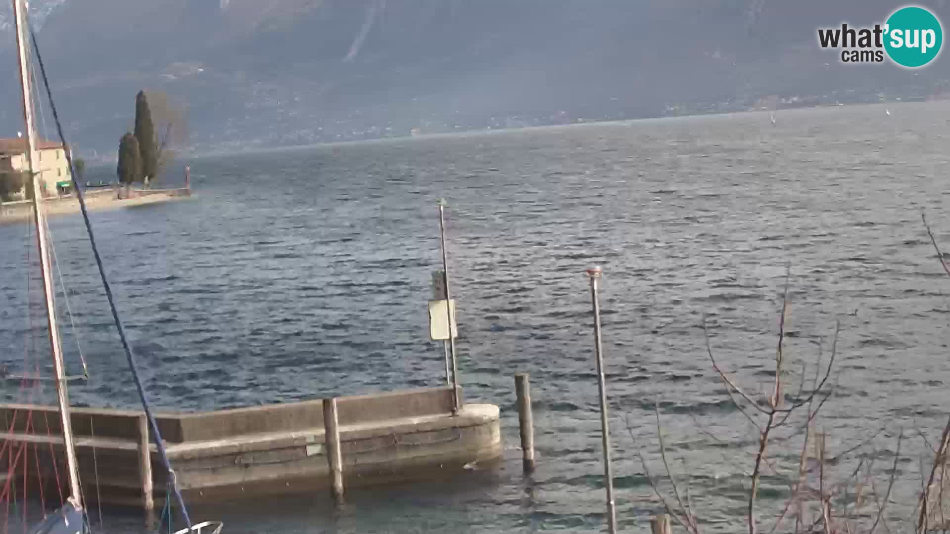 PRA’ DE LA FAM – Porto di Tignale – Windsurfer Gardsko jezero