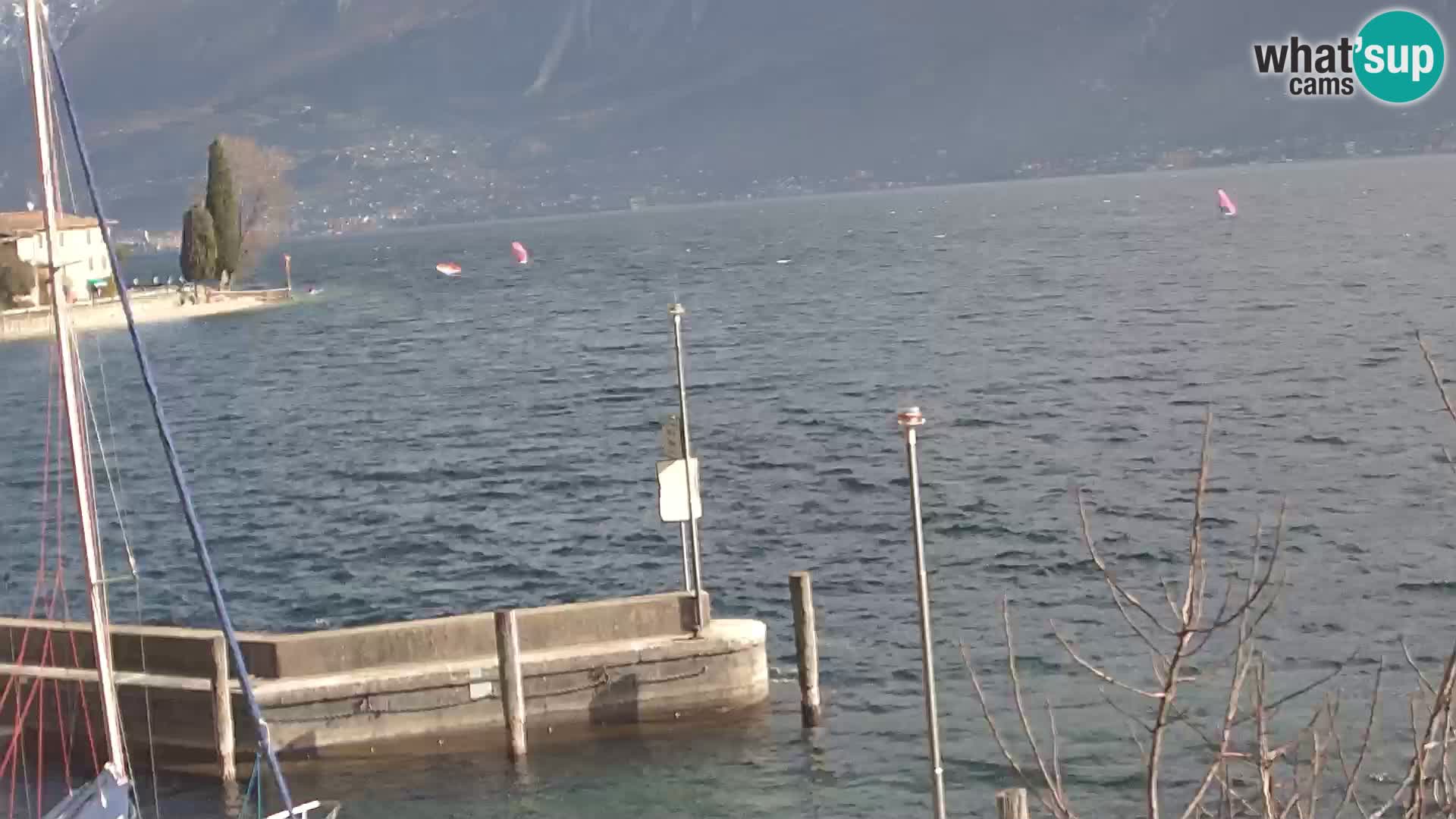 Webcam PRA’ DE LA FAM – Porto di Tignale – Windsurfer Garda Lake