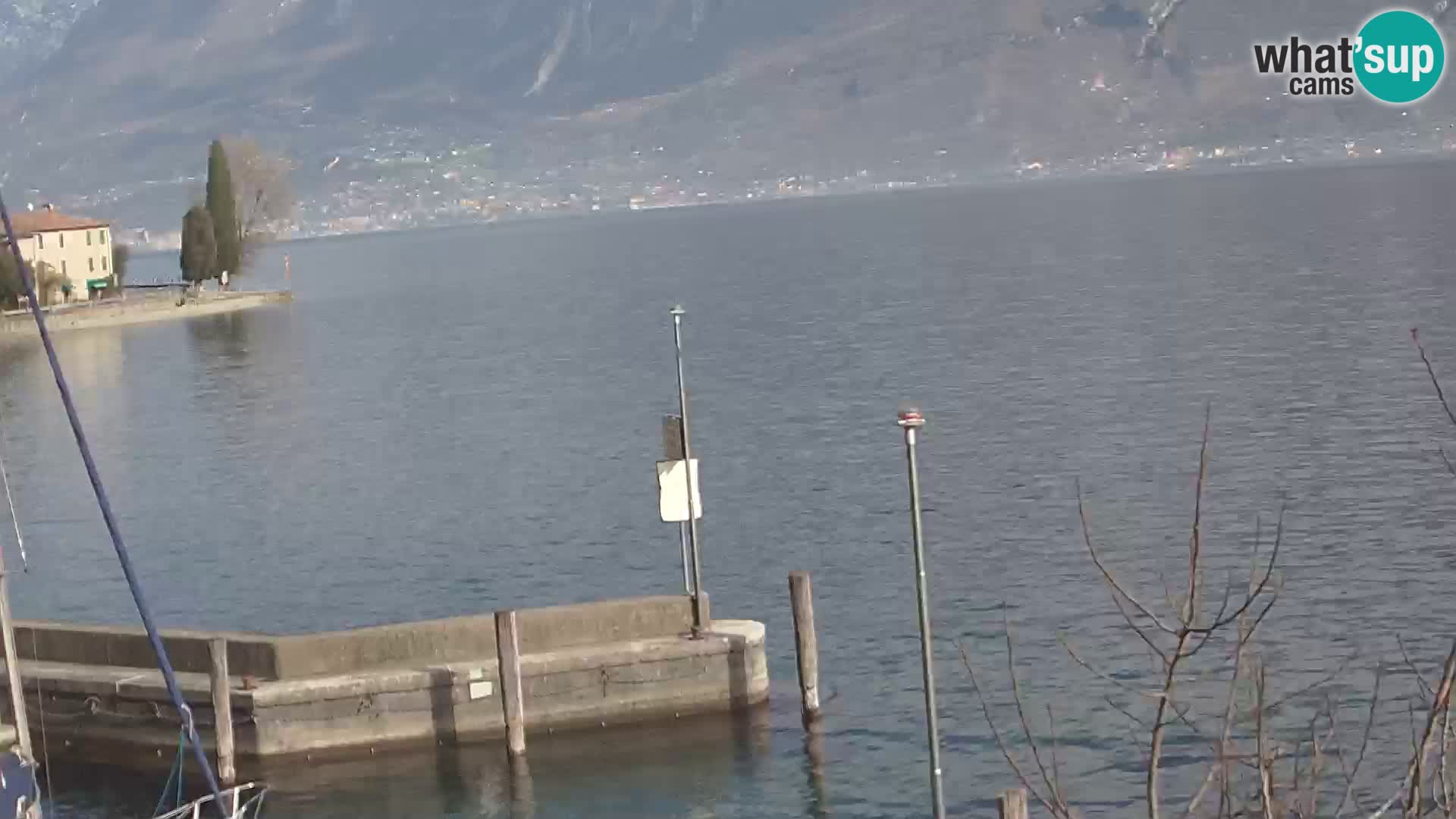 PRA’ DE LA FAM – Porto di Tignale – Windsurfer lago de Garda