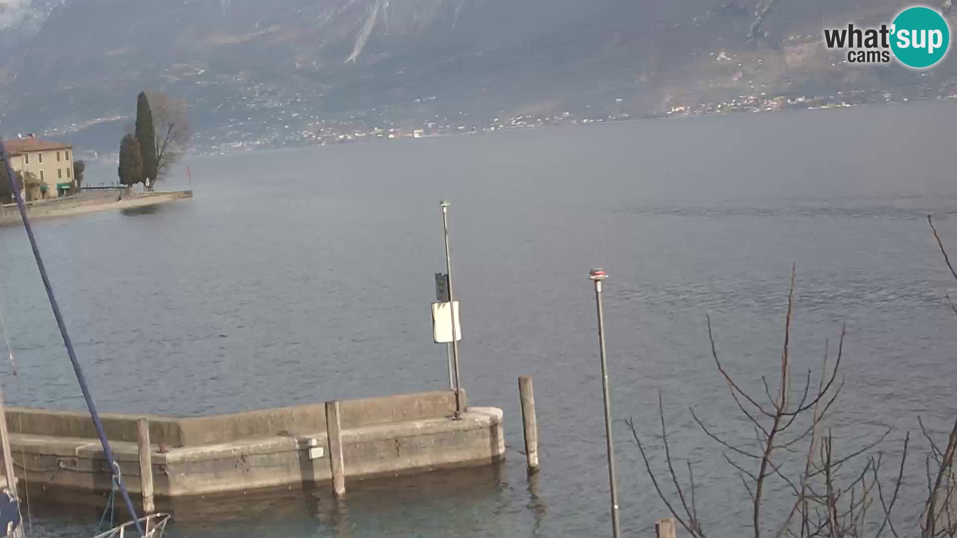 PRA’ DE LA FAM – Porto di Tignale – Windsurfer lago de Garda