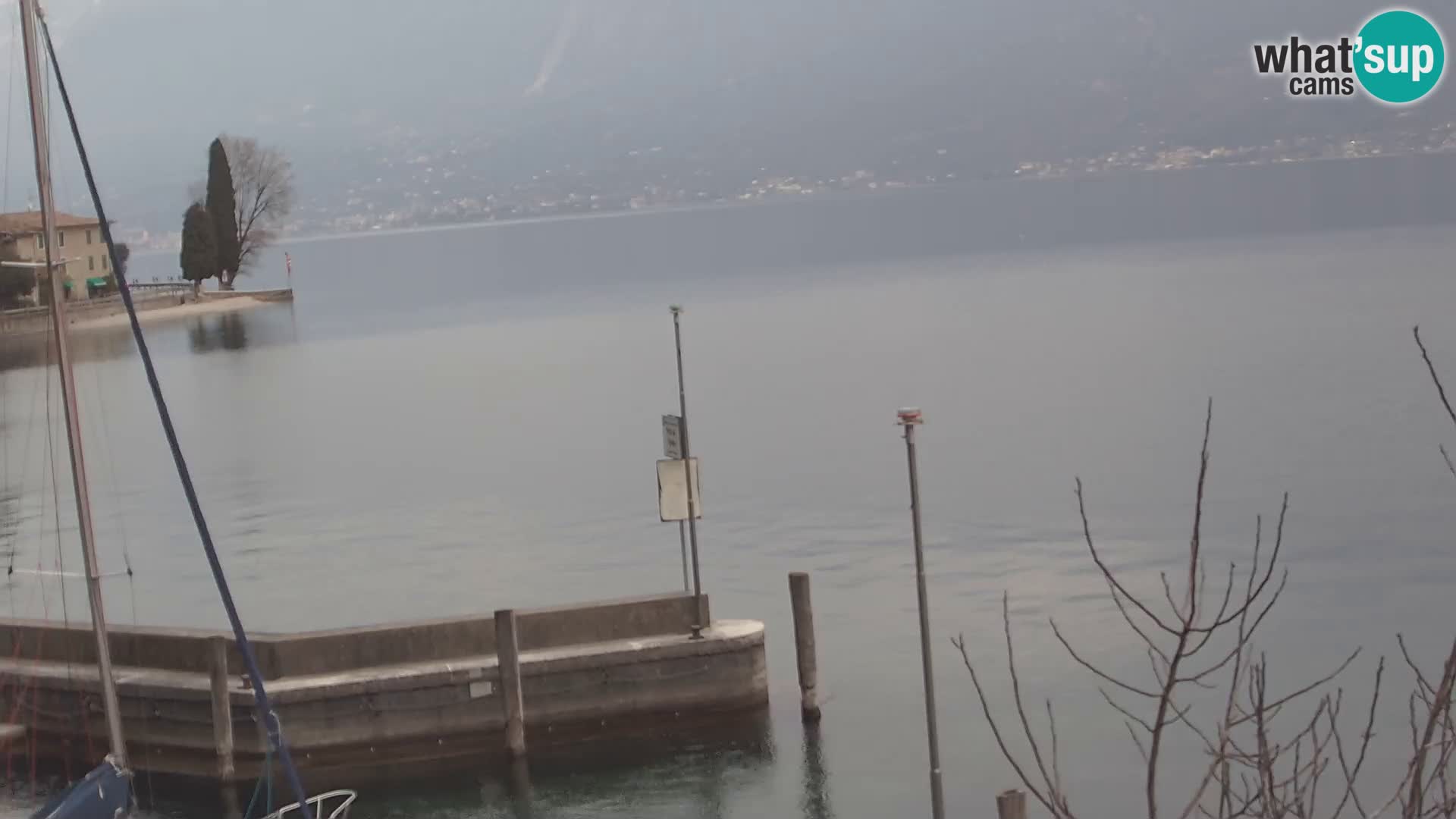 PRA’ DE LA FAM – Porto di Tignale – Windsurfer Garda jezero