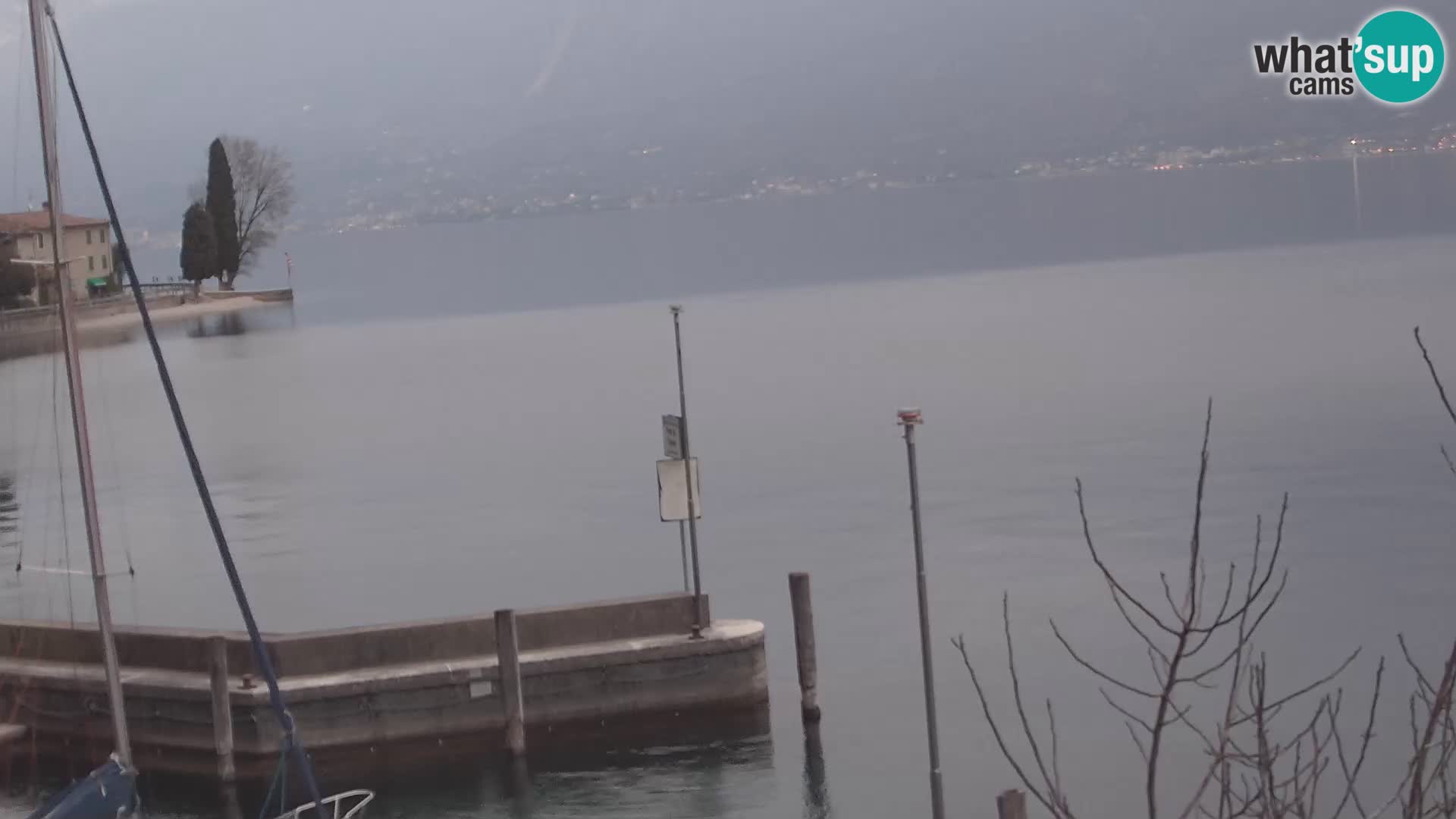 PRA’ DE LA FAM – Porto di Tignale – Windsurfer Gardsko jezero