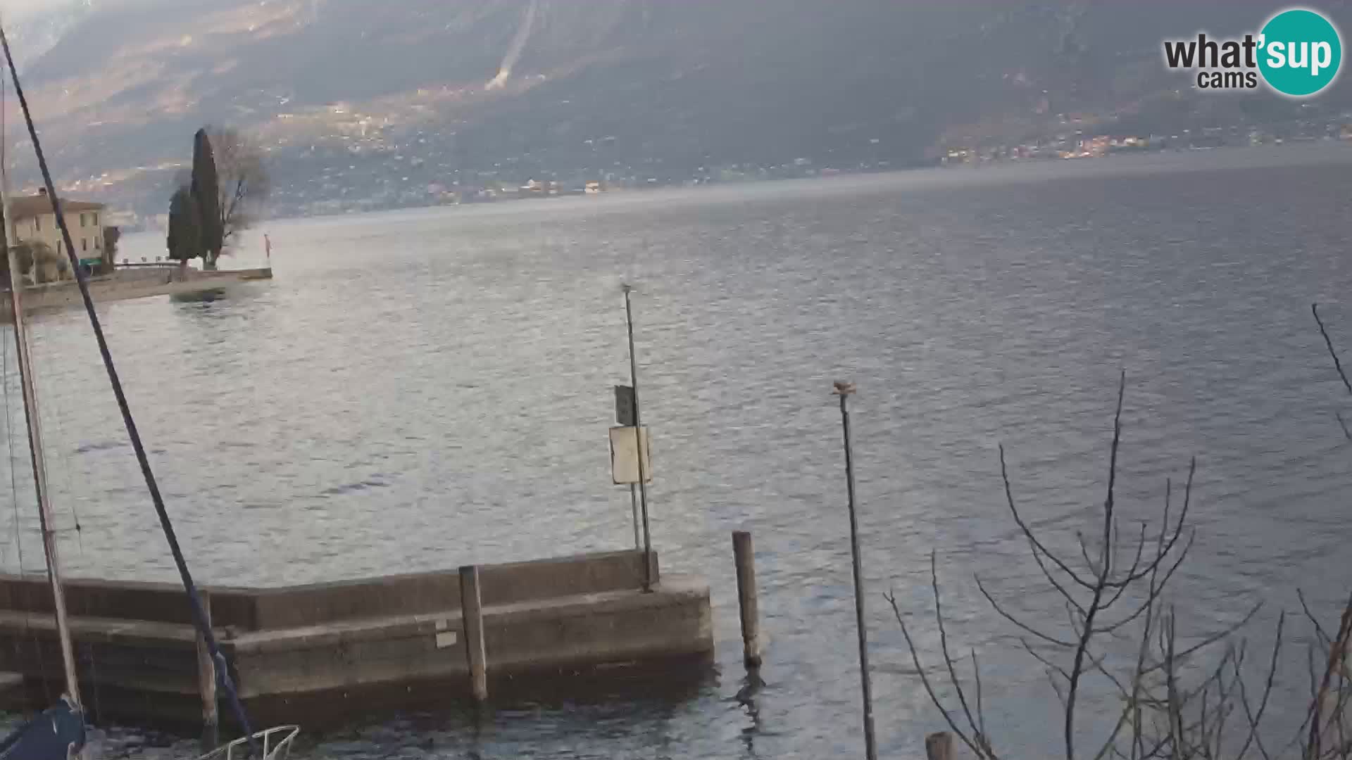 PRA’ DE LA FAM – Porto di Tignale – Windsurfer Garda jezero