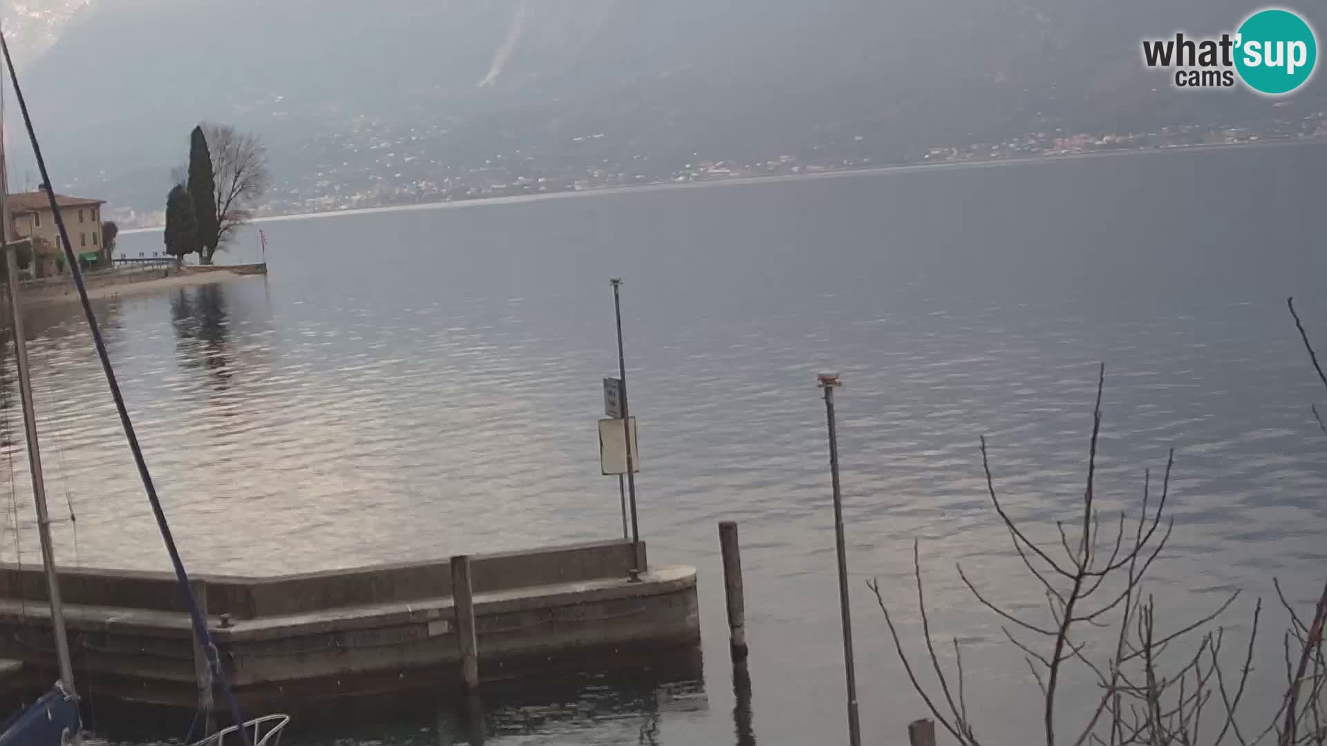 PRA’ DE LA FAM – Porto di Tignale – Windsurfer lac de Garde