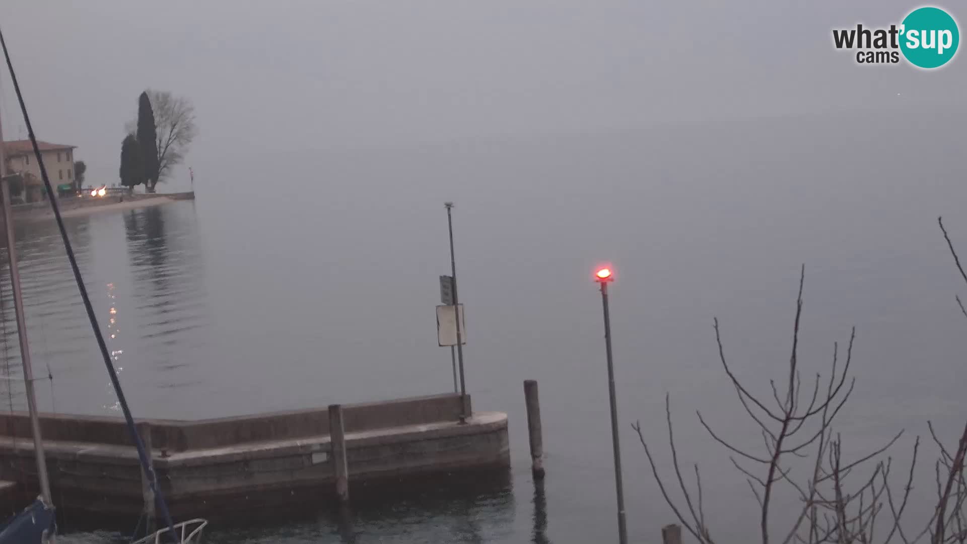 PRA’ DE LA FAM – Porto di Tignale – Windsurfer lac de Garde