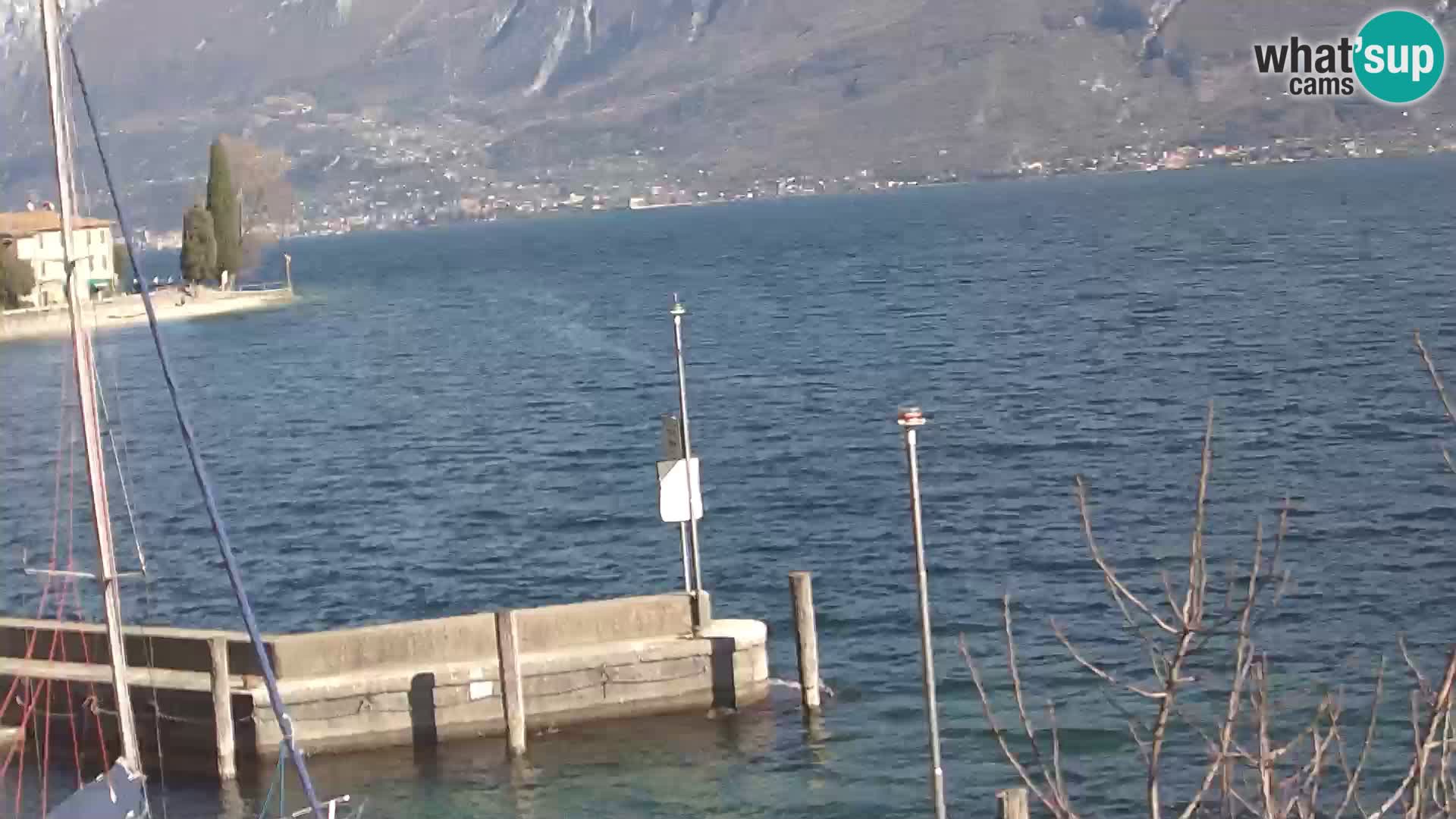 PRA’ DE LA FAM – Porto di Tignale – Windsurfer lac de Garde