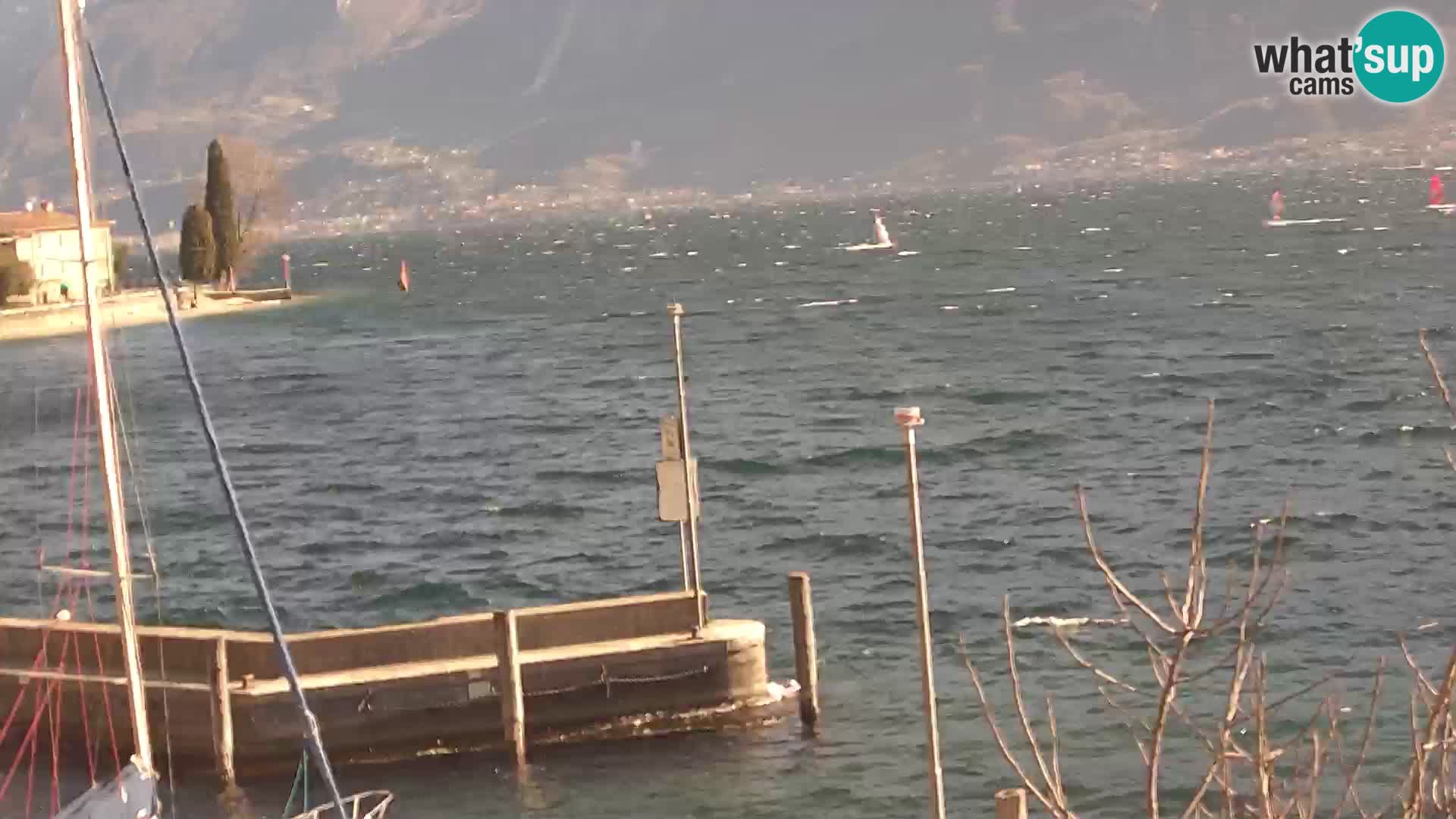 PRA’ DE LA FAM – Porto di Tignale – Windsurfer Garda jezero