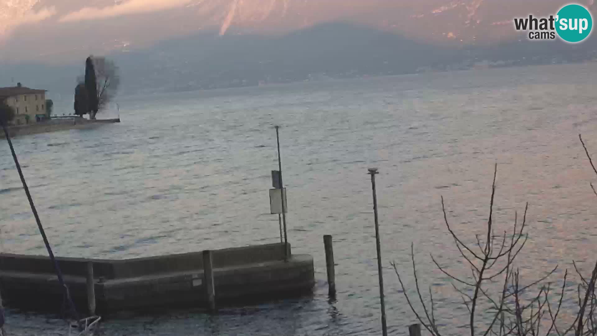 PRA’ DE LA FAM – Porto di Tignale – Windsurfer Gardsko jezero