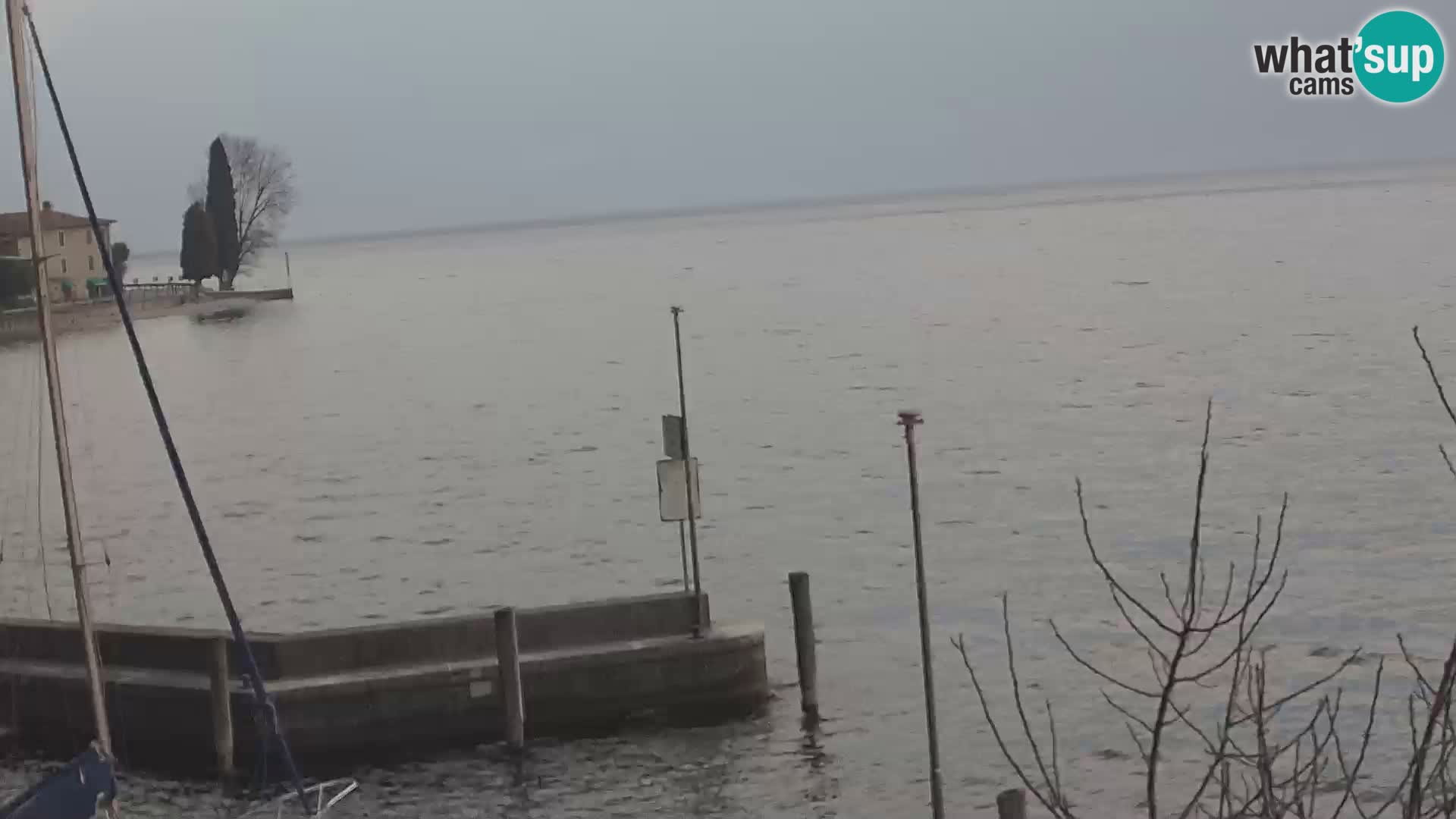 PRA’ DE LA FAM – Porto di Tignale – Windsurfer lac de Garde