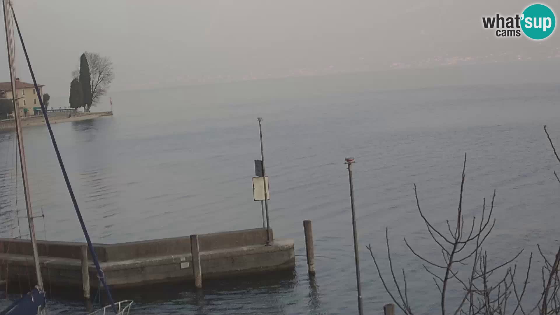 Webcam PRA’ DE LA FAM – Porto di Tignale – Windsurfer Garda Lake