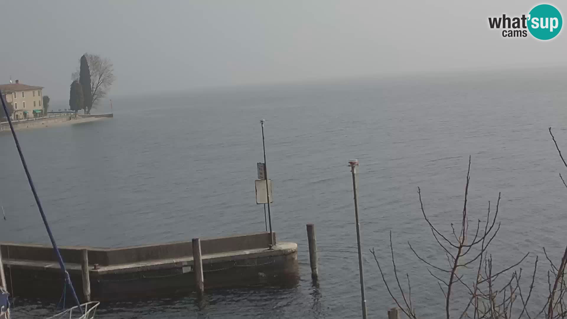 PRA’ DE LA FAM – Porto di Tignale – Windsurfer lac de Garde