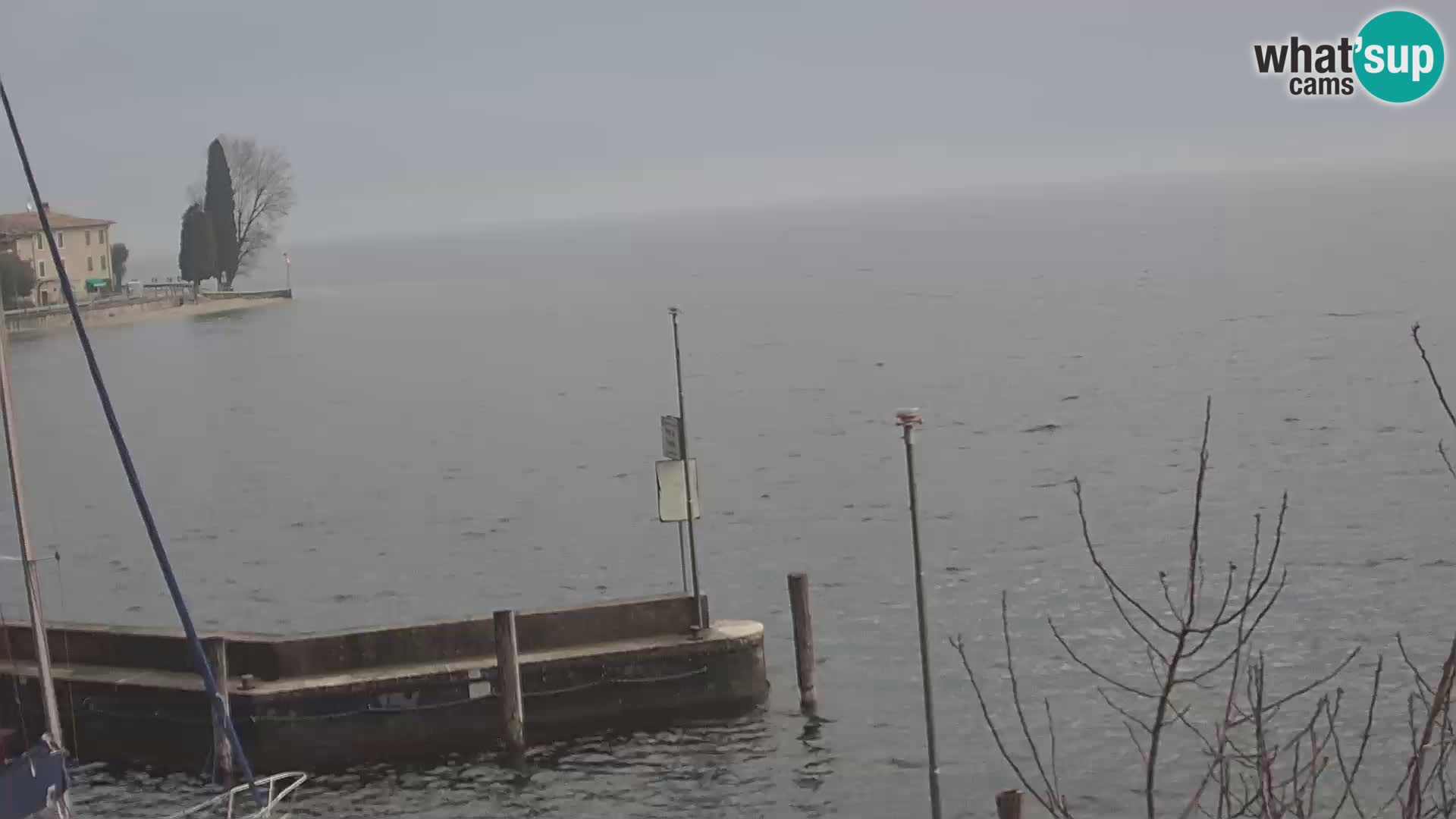 PRA’ DE LA FAM – Porto di Tignale – Windsurfer lago de Garda