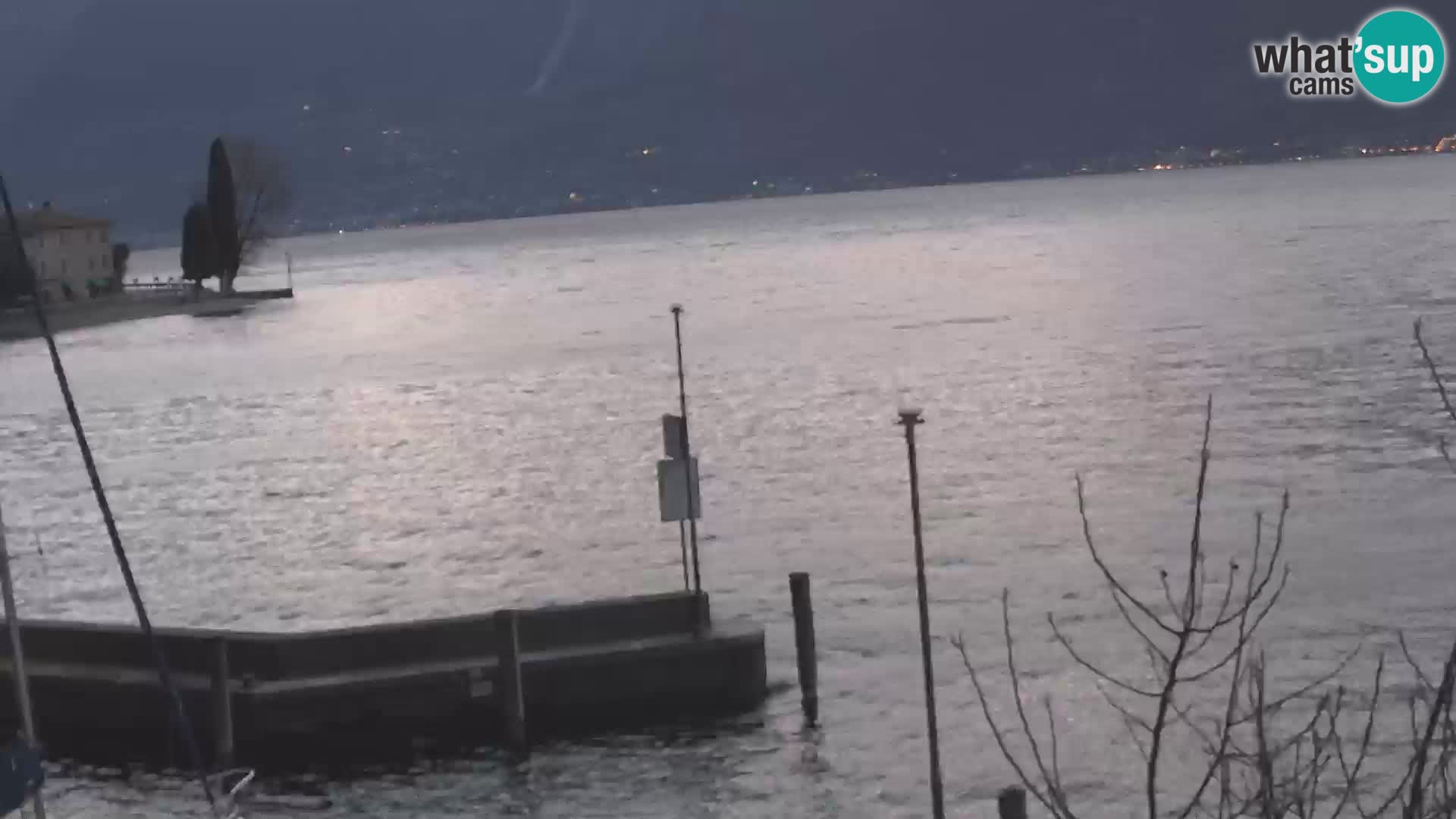 Webcam PRA’ DE LA FAM – Porto di Tignale – Windsurfer Garda Lake