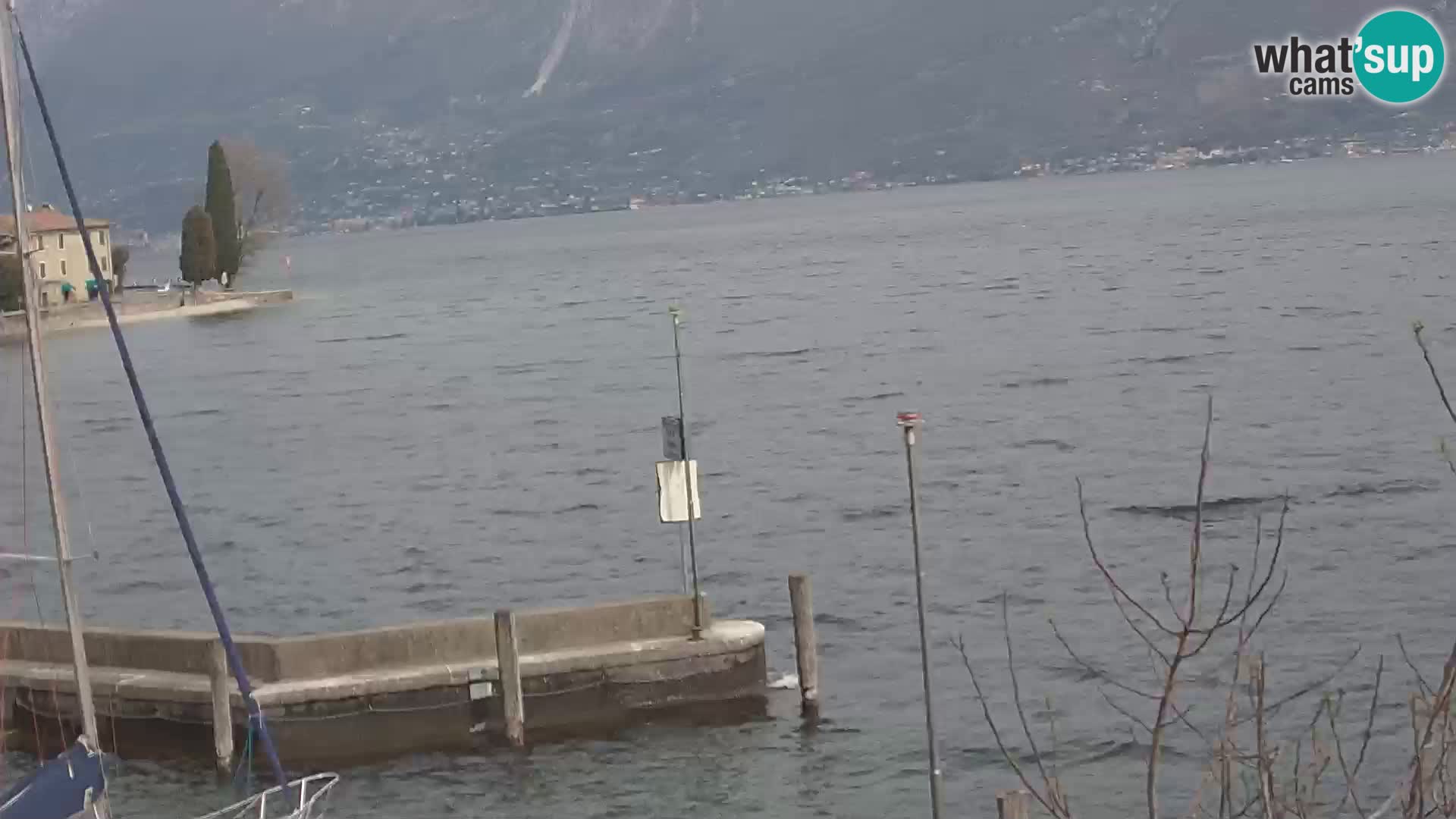 PRA’ DE LA FAM – Porto di Tignale – Windsurfer lago de Garda