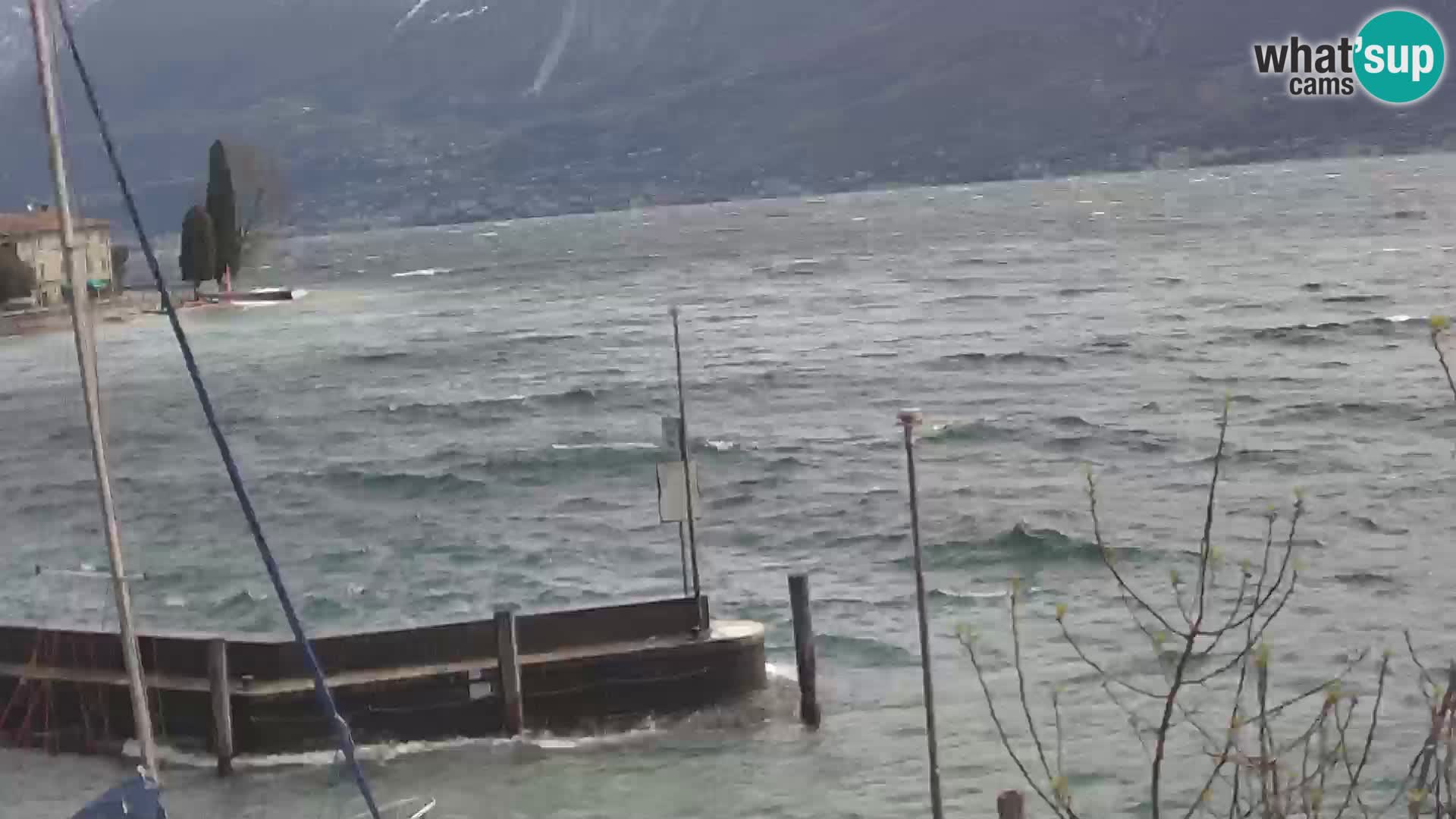 PRA’ DE LA FAM – Porto di Tignale – Windsurfer Gardsko jezero