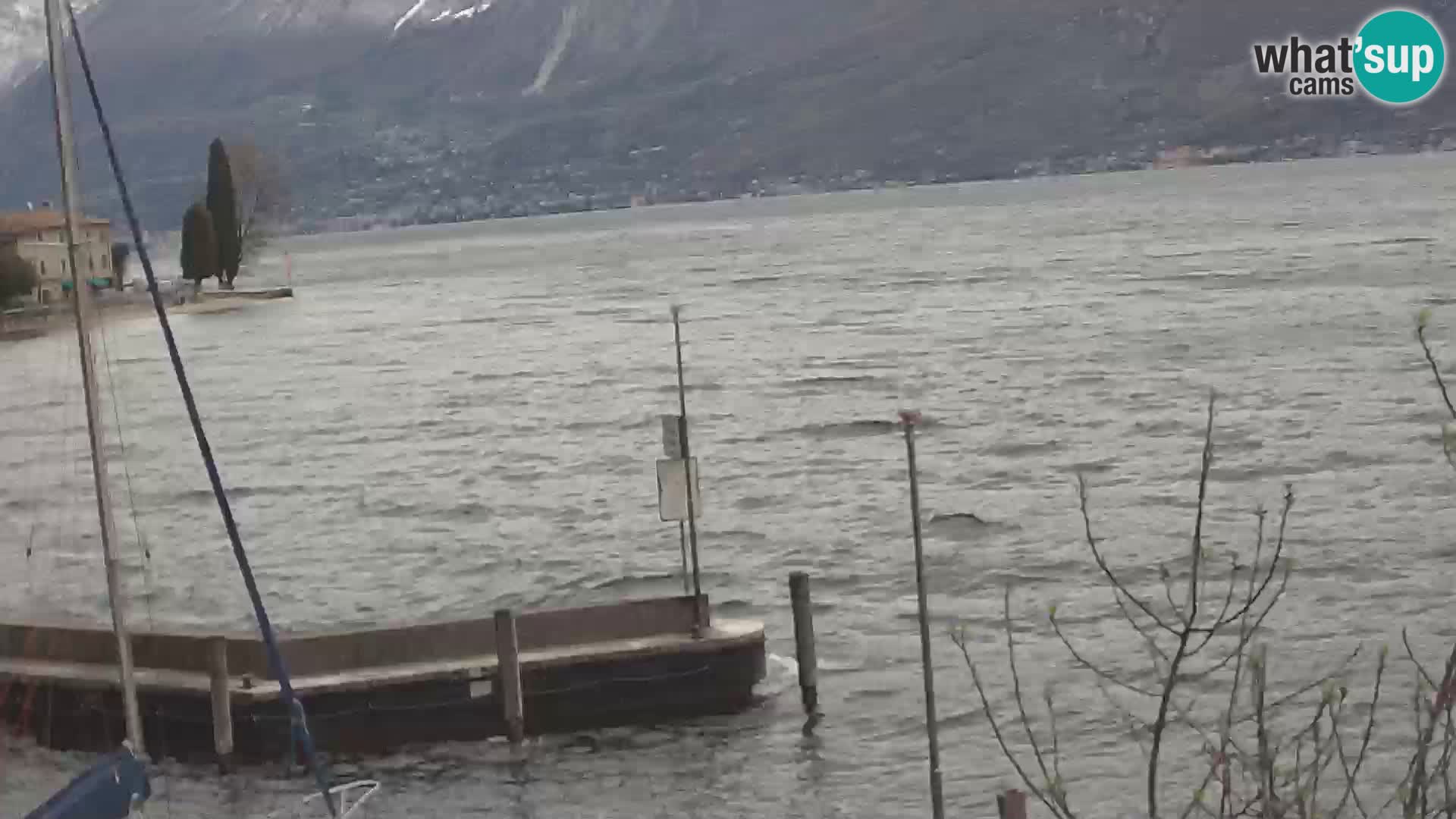 PRA’ DE LA FAM – Porto di Tignale – Windsurfer Garda jezero