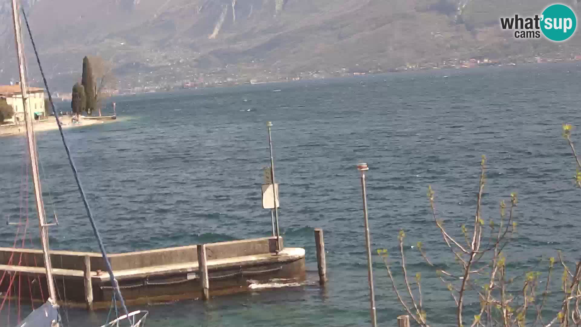 PRA’ DE LA FAM – Porto di Tignale – Windsurfer Gardsko jezero