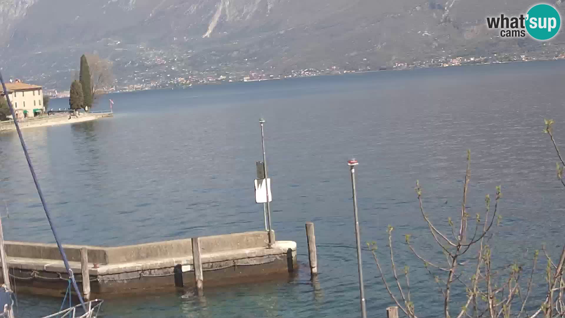 PRA’ DE LA FAM – Porto di Tignale – Windsurfer lac de Garde