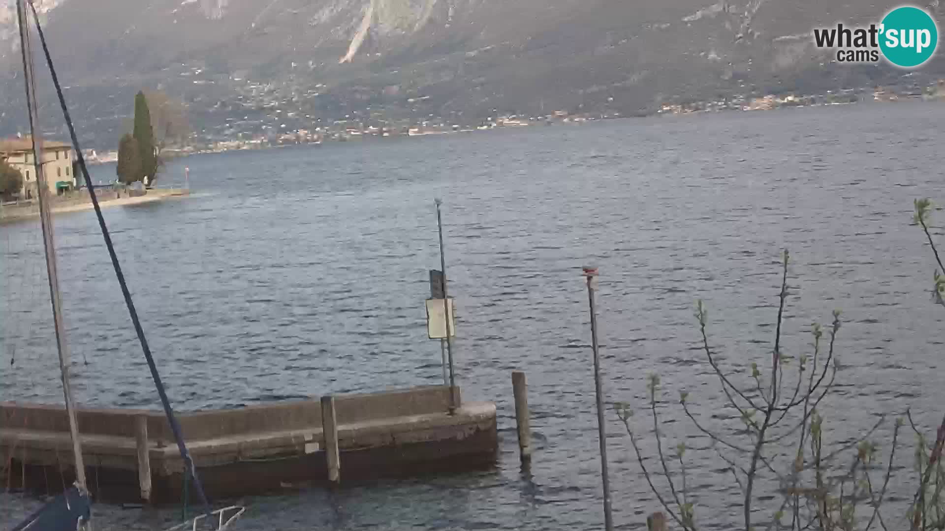 PRA’ DE LA FAM – Porto di Tignale – Windsurfer Garda jezero