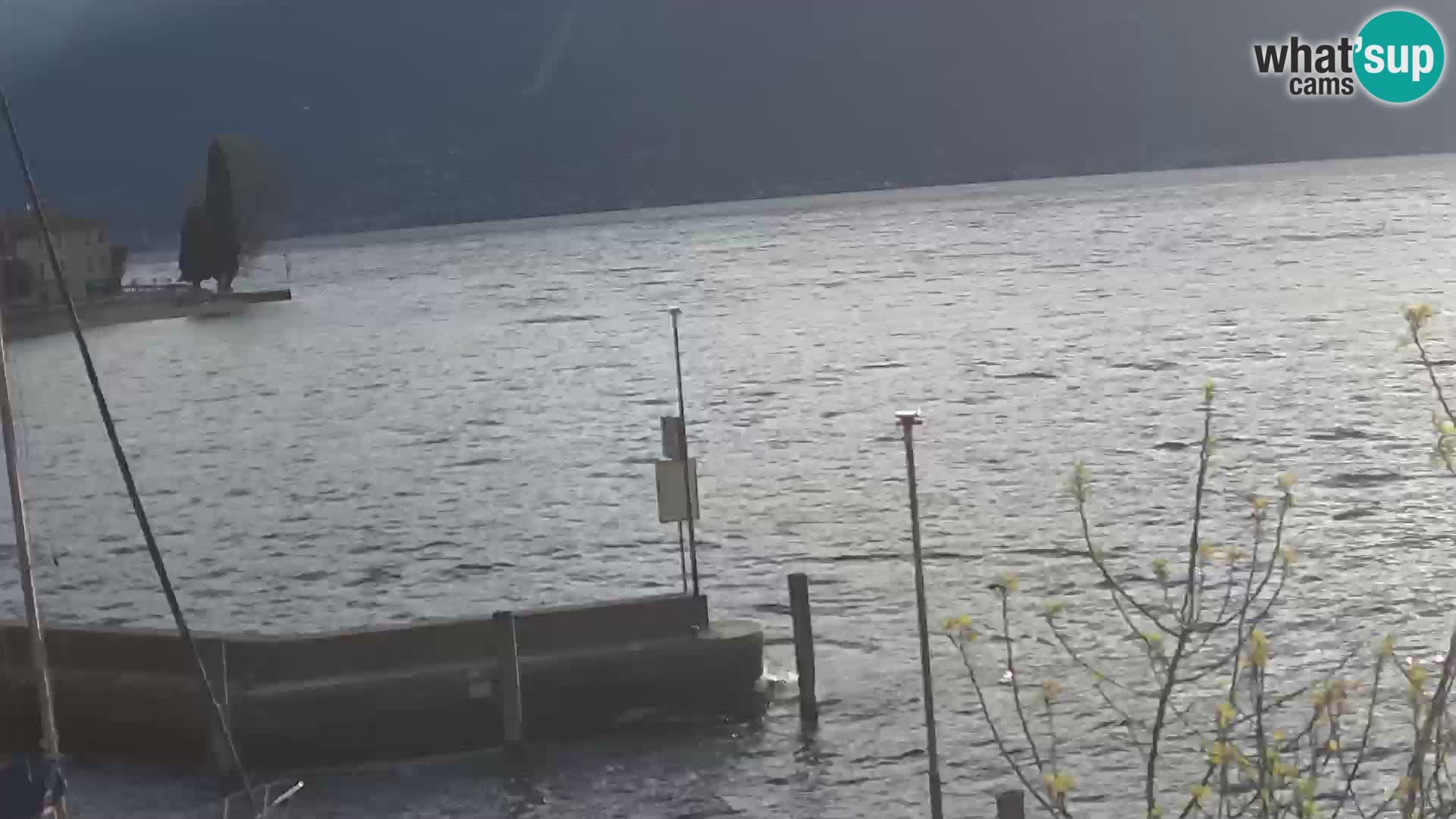 Webcam PRA’ DE LA FAM – Porto di Tignale – Windsurfer Garda Lake