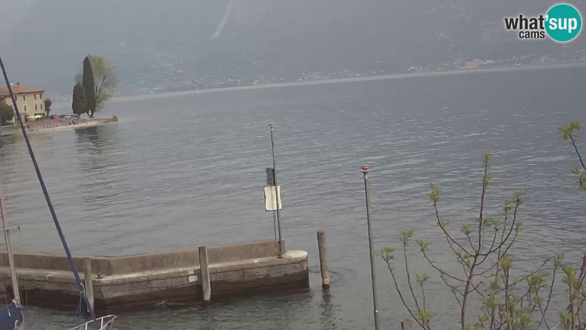 PRA’ DE LA FAM – Porto di Tignale – Windsurfer Gardsko jezero