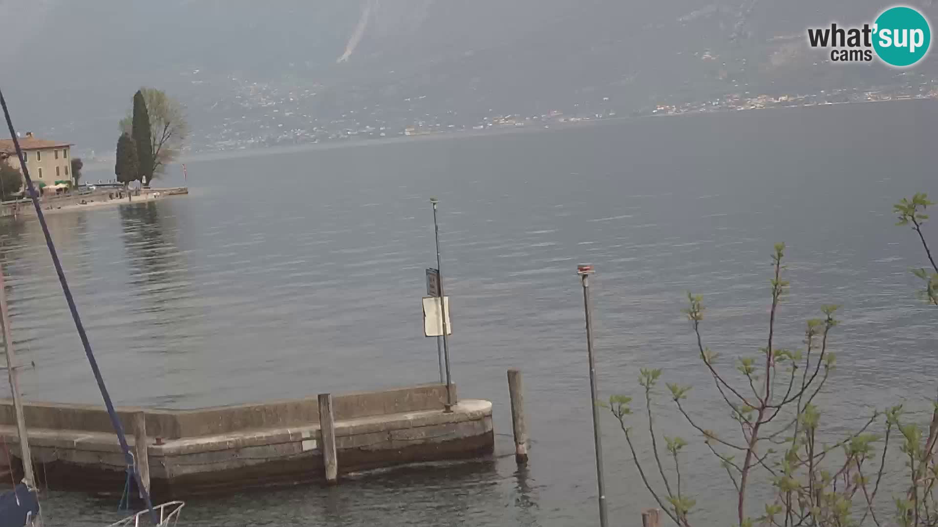 PRA’ DE LA FAM – Porto di Tignale – Windsurfer lac de Garde