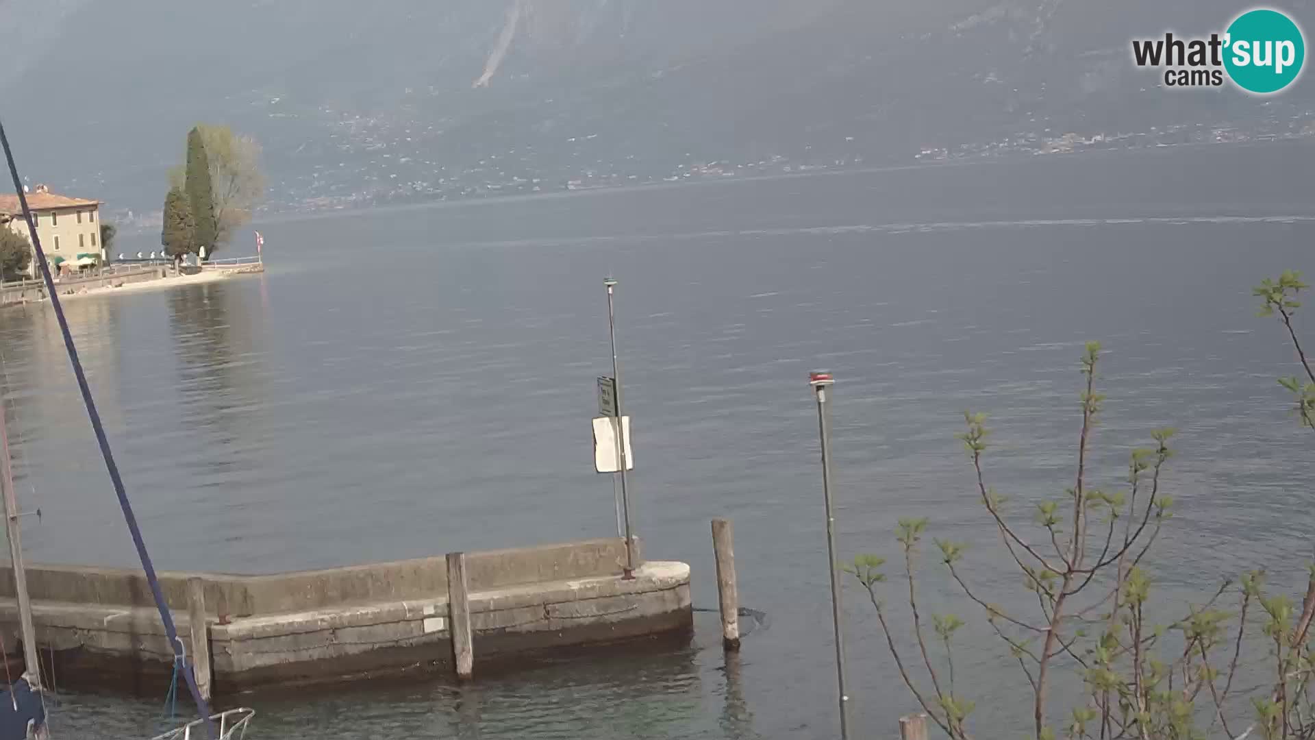 Webcam PRA’ DE LA FAM – Porto di Tignale – Windsurfer Garda Lake