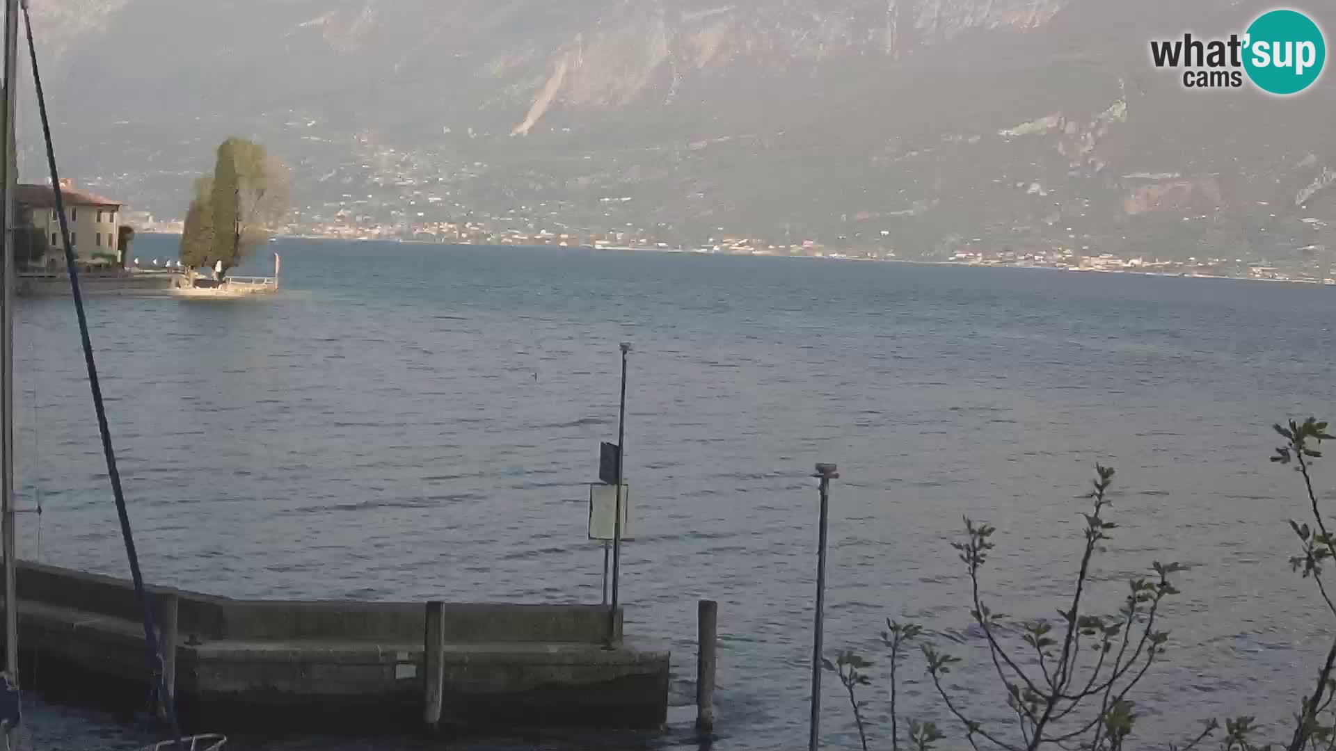Webcam PRA’ DE LA FAM – Porto di Tignale – Windsurfer Garda Lake