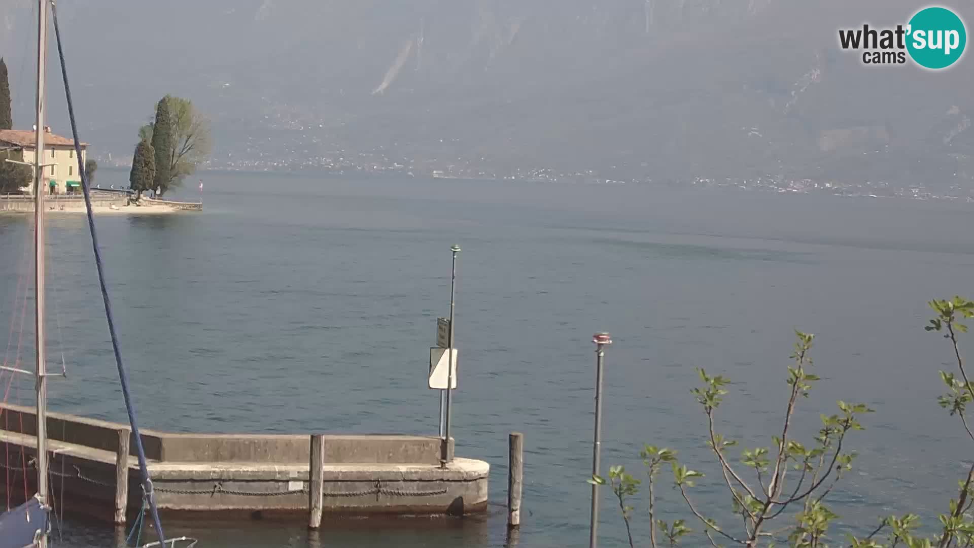 PRA’ DE LA FAM – Porto di Tignale – Windsurfer Gardsko jezero