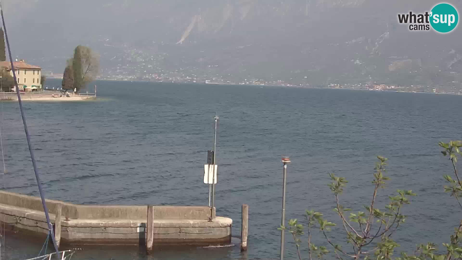 PRA’ DE LA FAM – Porto di Tignale – Windsurfer Gardsko jezero