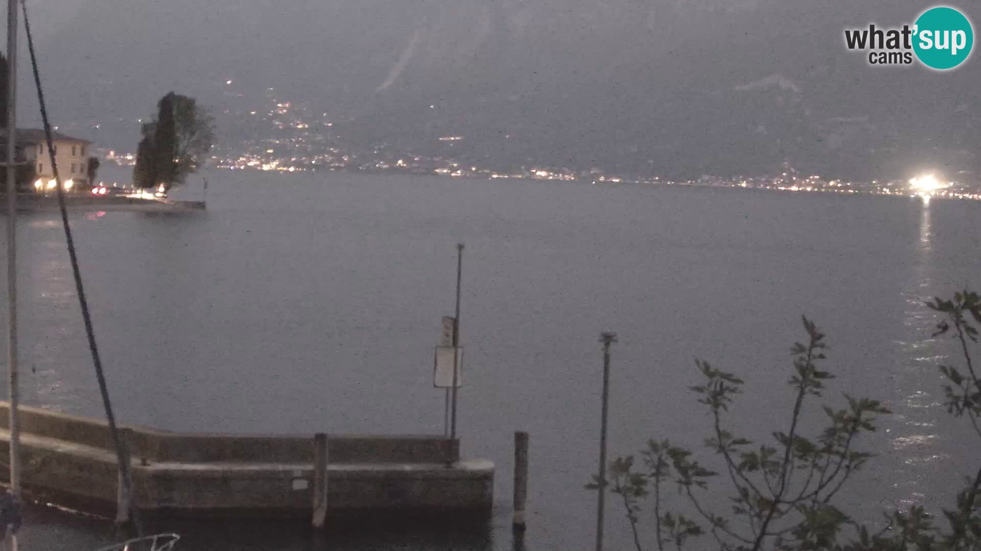 PRA’ DE LA FAM – Porto di Tignale – Windsurfer Gardsko jezero