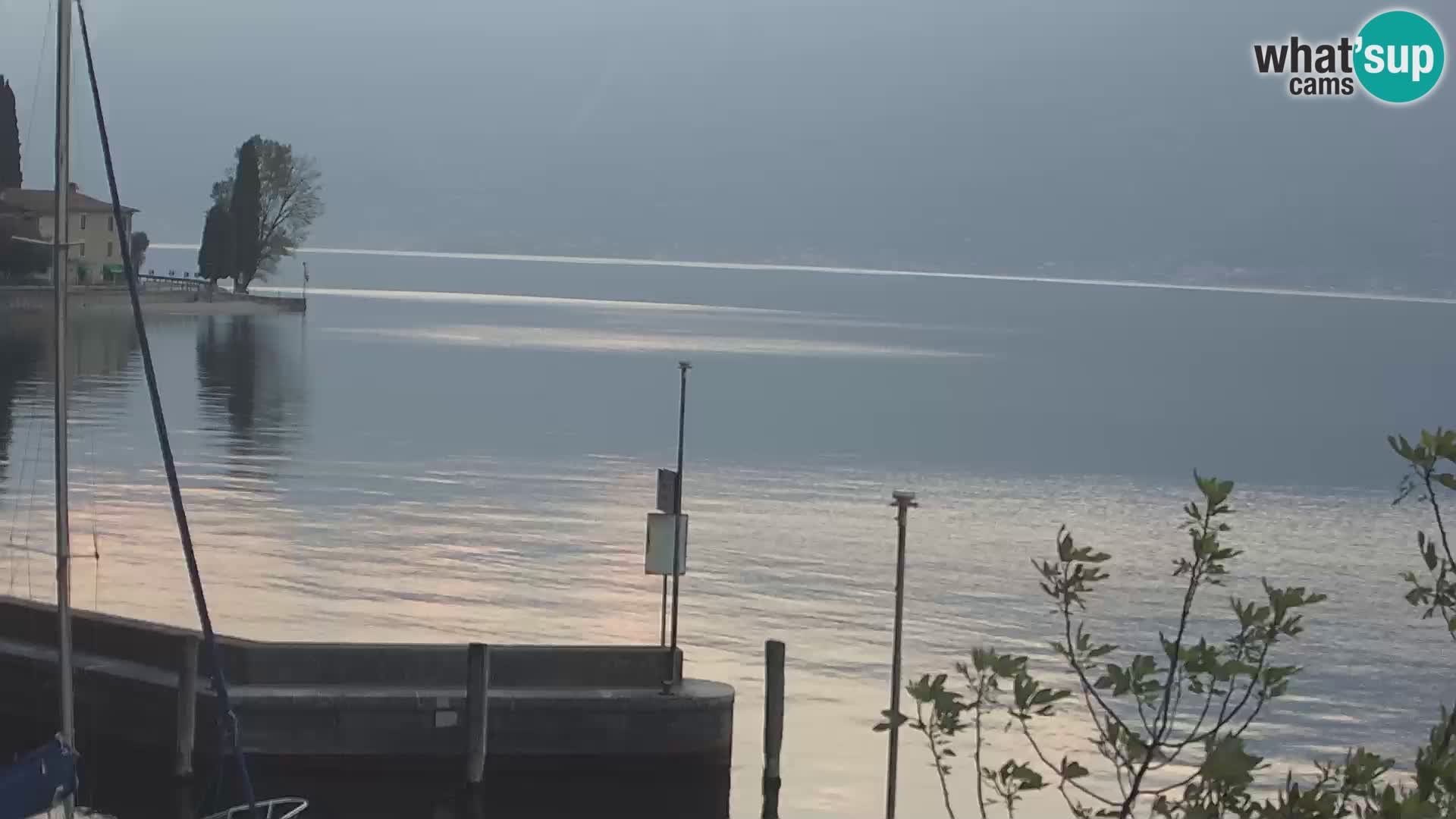 PRA’ DE LA FAM – Porto di Tignale – Windsurfer Garda jezero