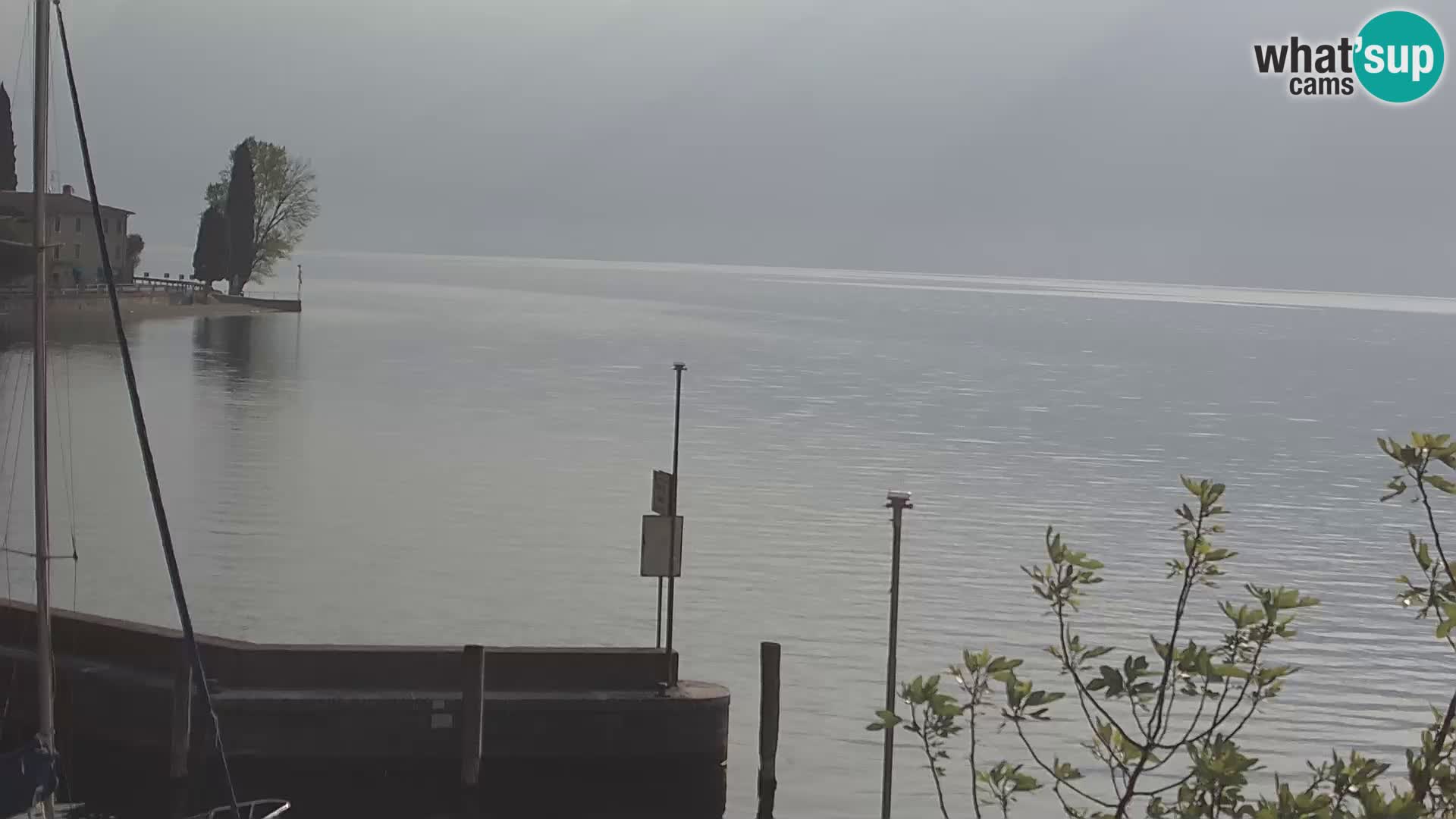 PRA’ DE LA FAM – Porto di Tignale – Windsurfer lago de Garda