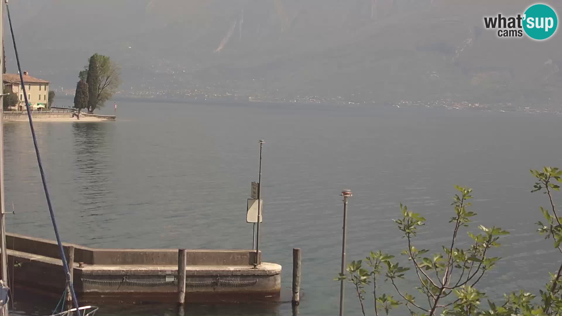 PRA’ DE LA FAM – Porto di Tignale – Windsurfer Garda jezero