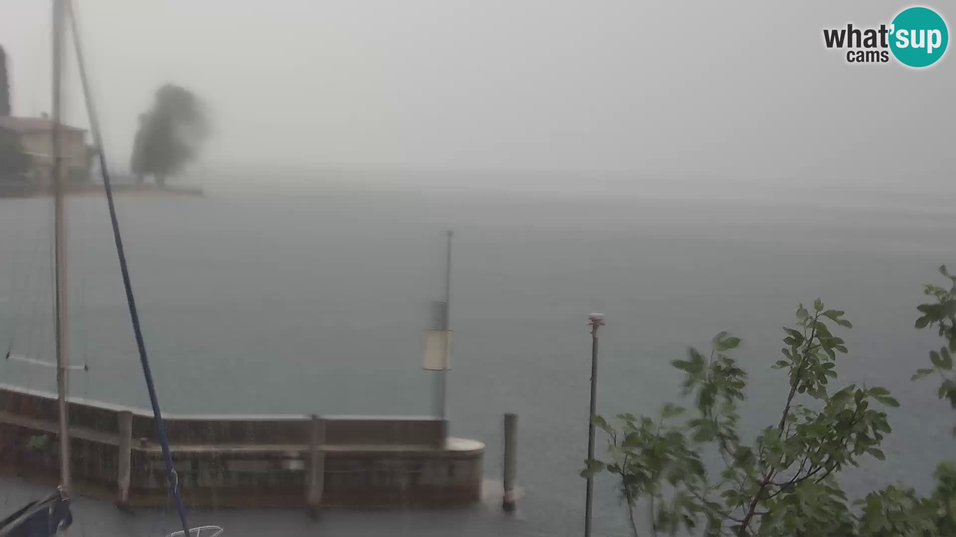 Webcam PRA’ DE LA FAM – Porto di Tignale – Windsurfer Garda Lake