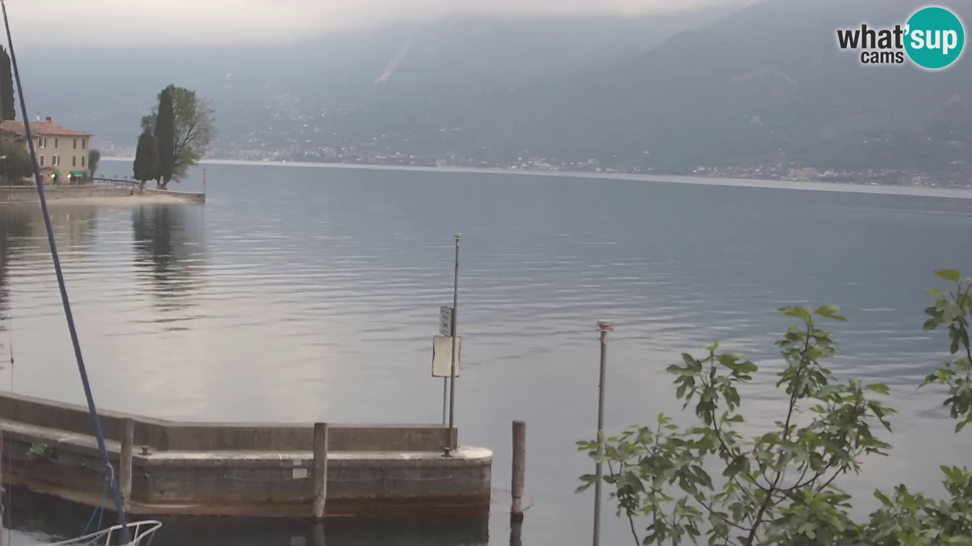 PRA’ DE LA FAM – Porto di Tignale – Windsurfer lago de Garda