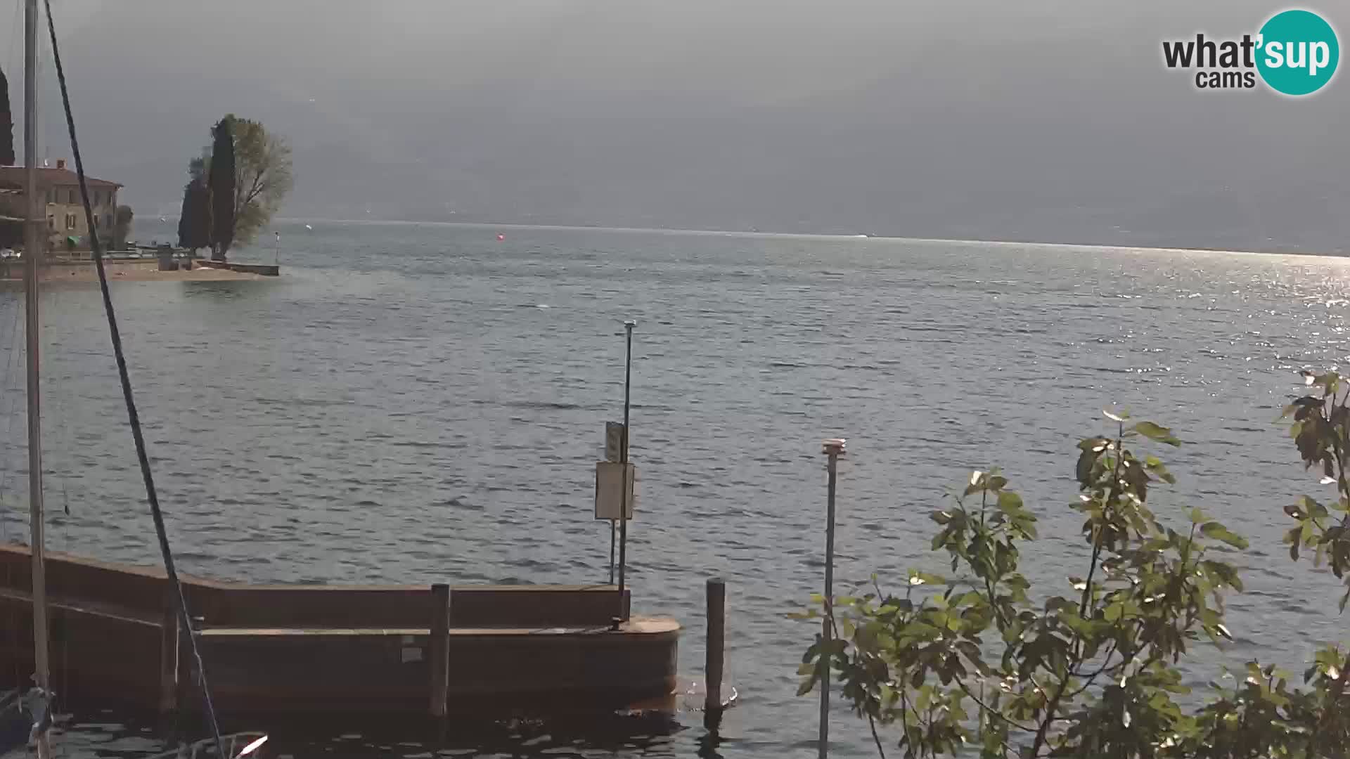 PRA’ DE LA FAM – Porto di Tignale – Windsurfer lago de Garda