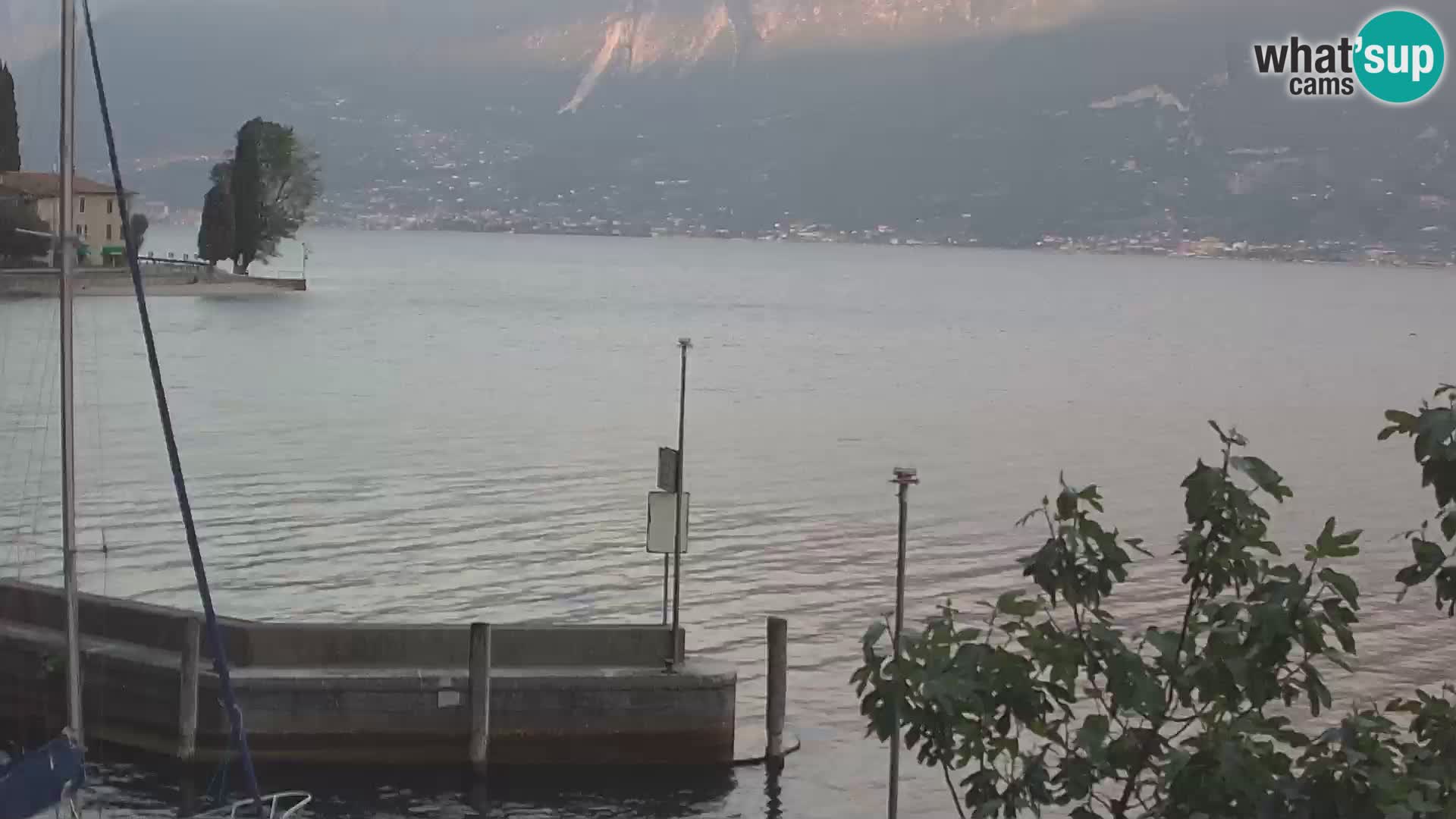 PRA’ DE LA FAM – Porto di Tignale – Windsurfer lac de Garde