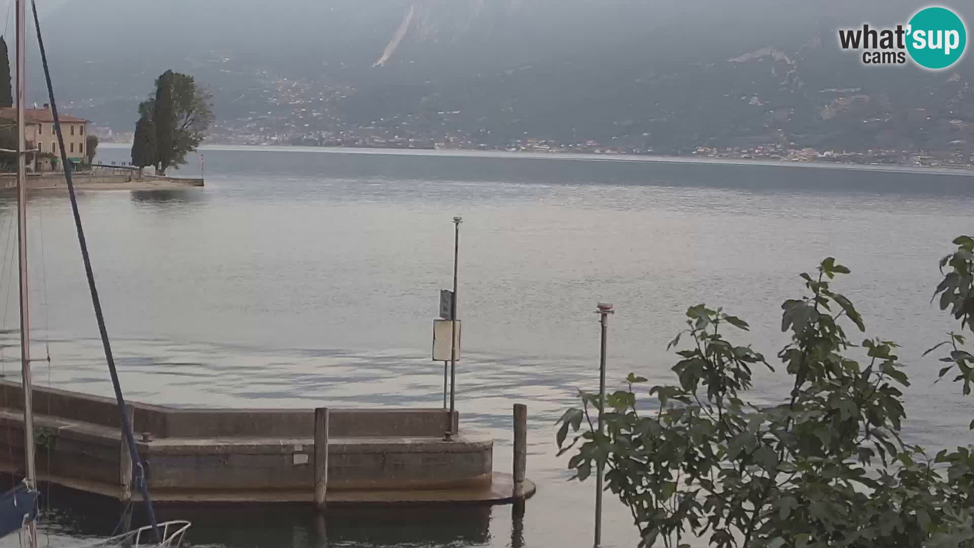 PRA’ DE LA FAM – Porto di Tignale – Windsurfer lago de Garda
