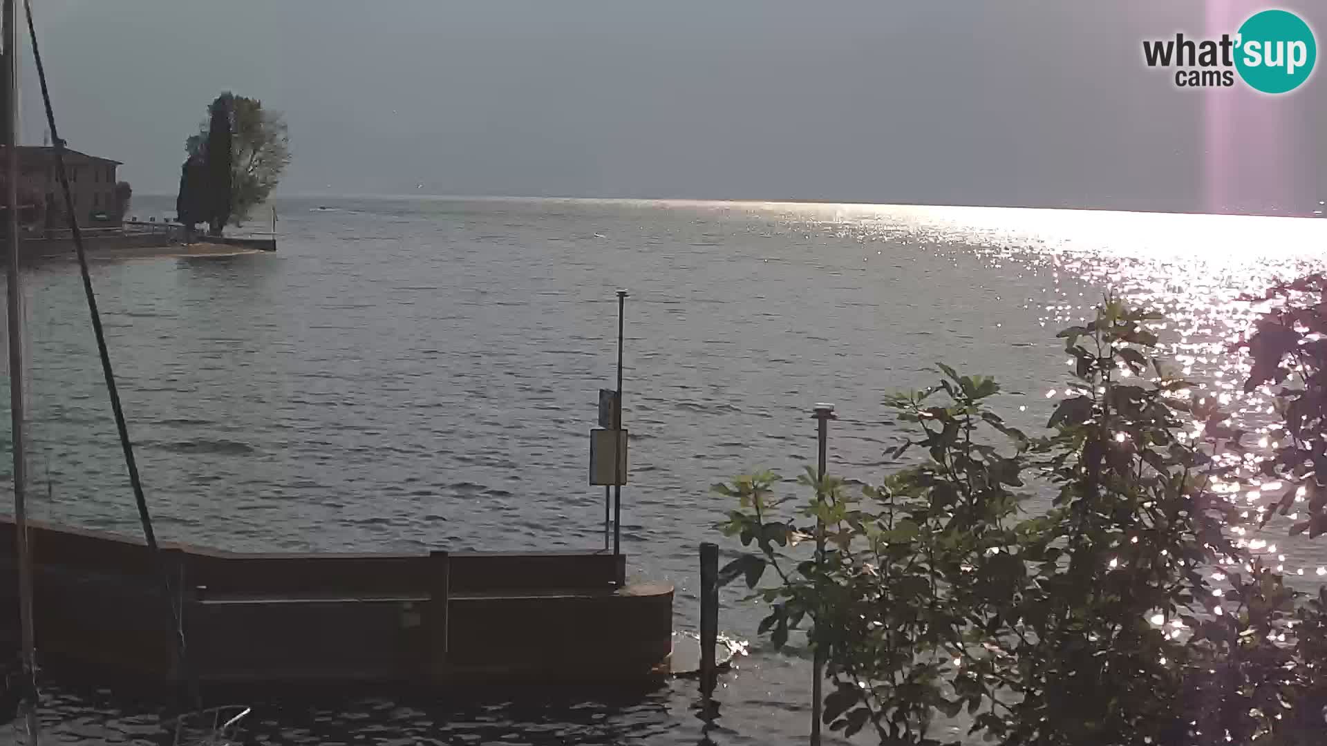 PRA’ DE LA FAM – Porto di Tignale – Windsurfer lago de Garda