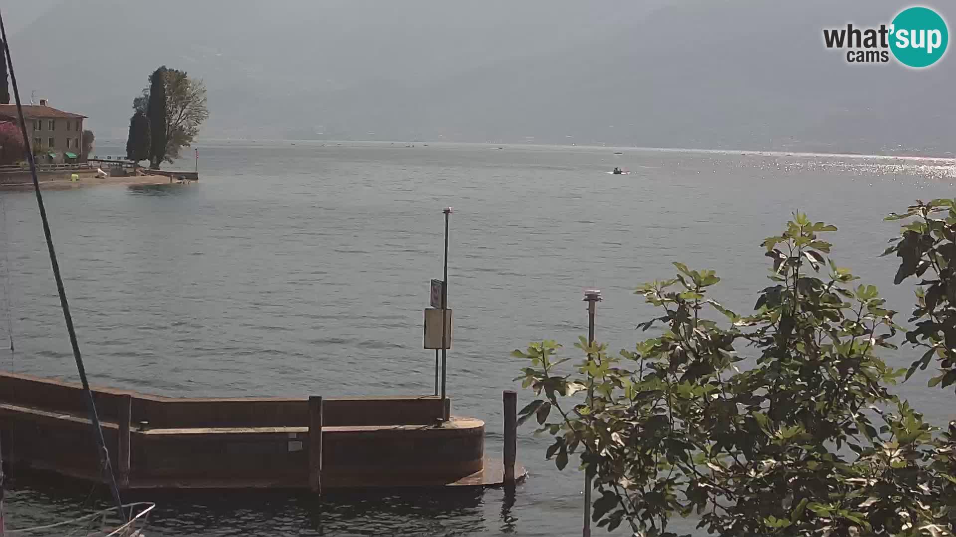 PRA’ DE LA FAM – Porto di Tignale – Windsurfer lago de Garda