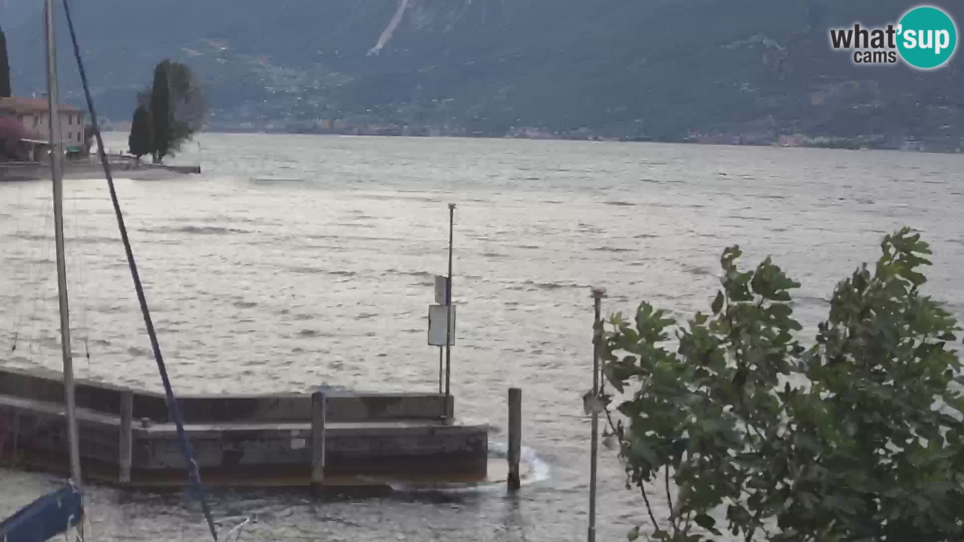 PRA’ DE LA FAM – Porto di Tignale – Windsurfer lago de Garda