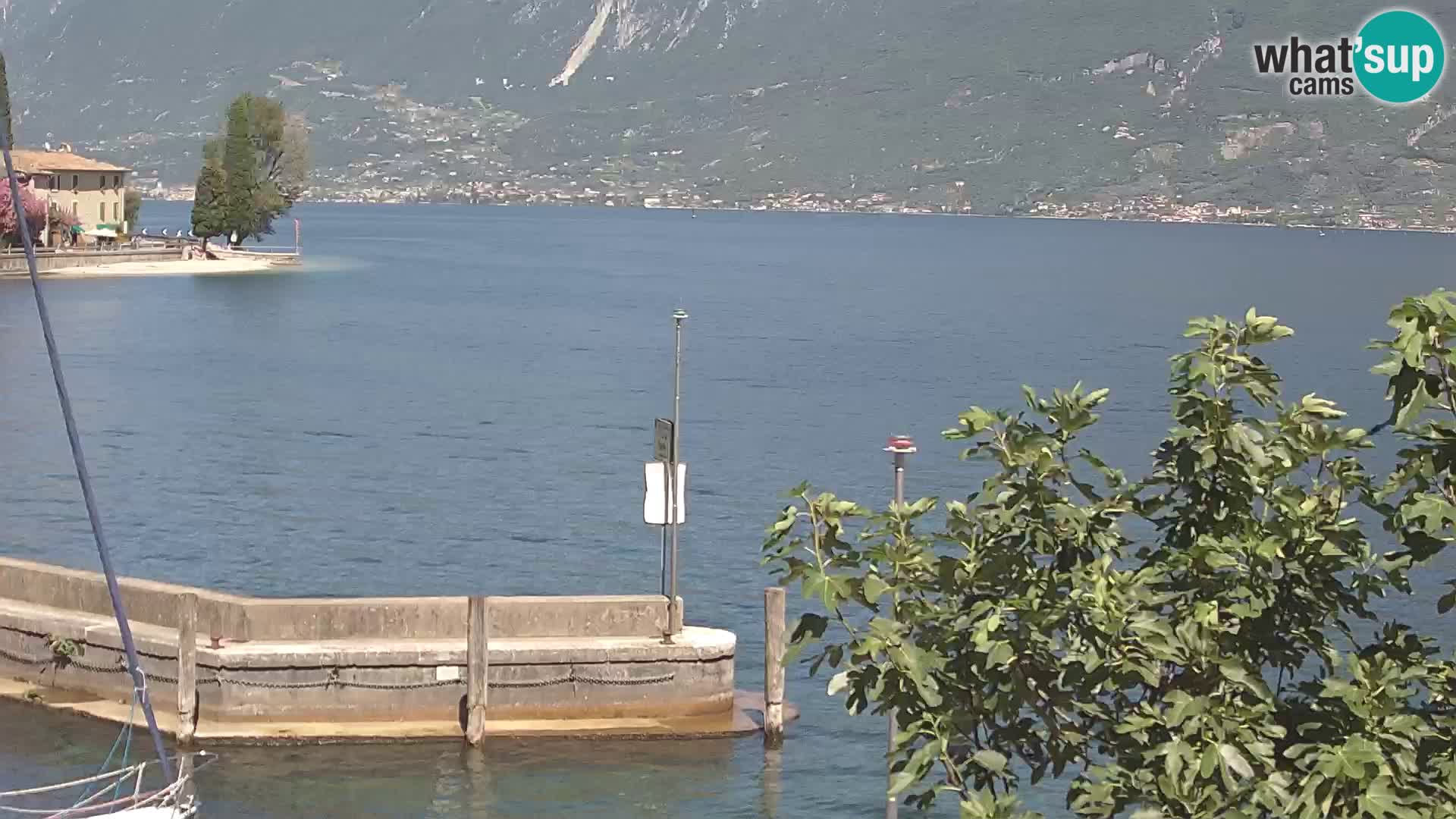 PRA’ DE LA FAM – Porto di Tignale – Windsurfer lago de Garda