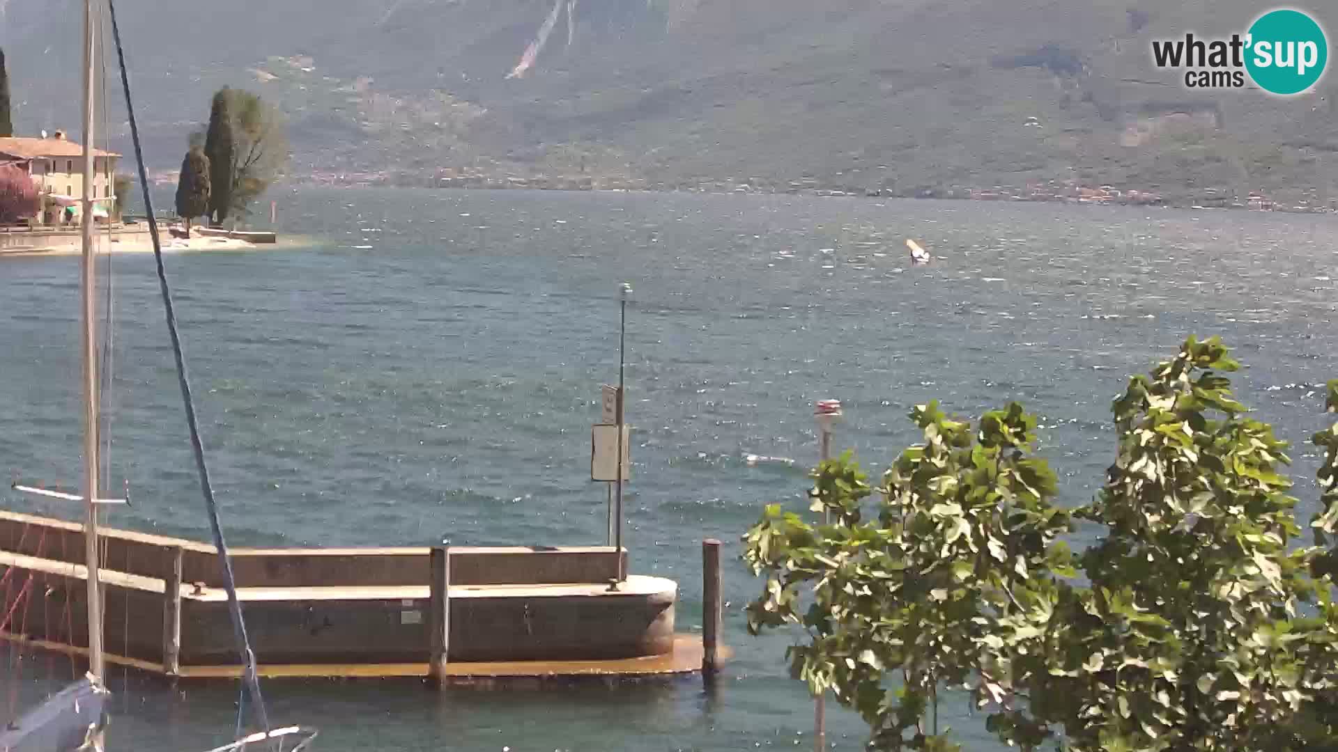 PRA’ DE LA FAM – Porto di Tignale – Windsurfer lago de Garda