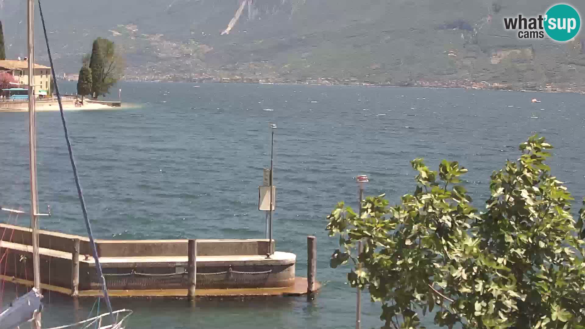 PRA’ DE LA FAM – Porto di Tignale – Windsurfer lago de Garda